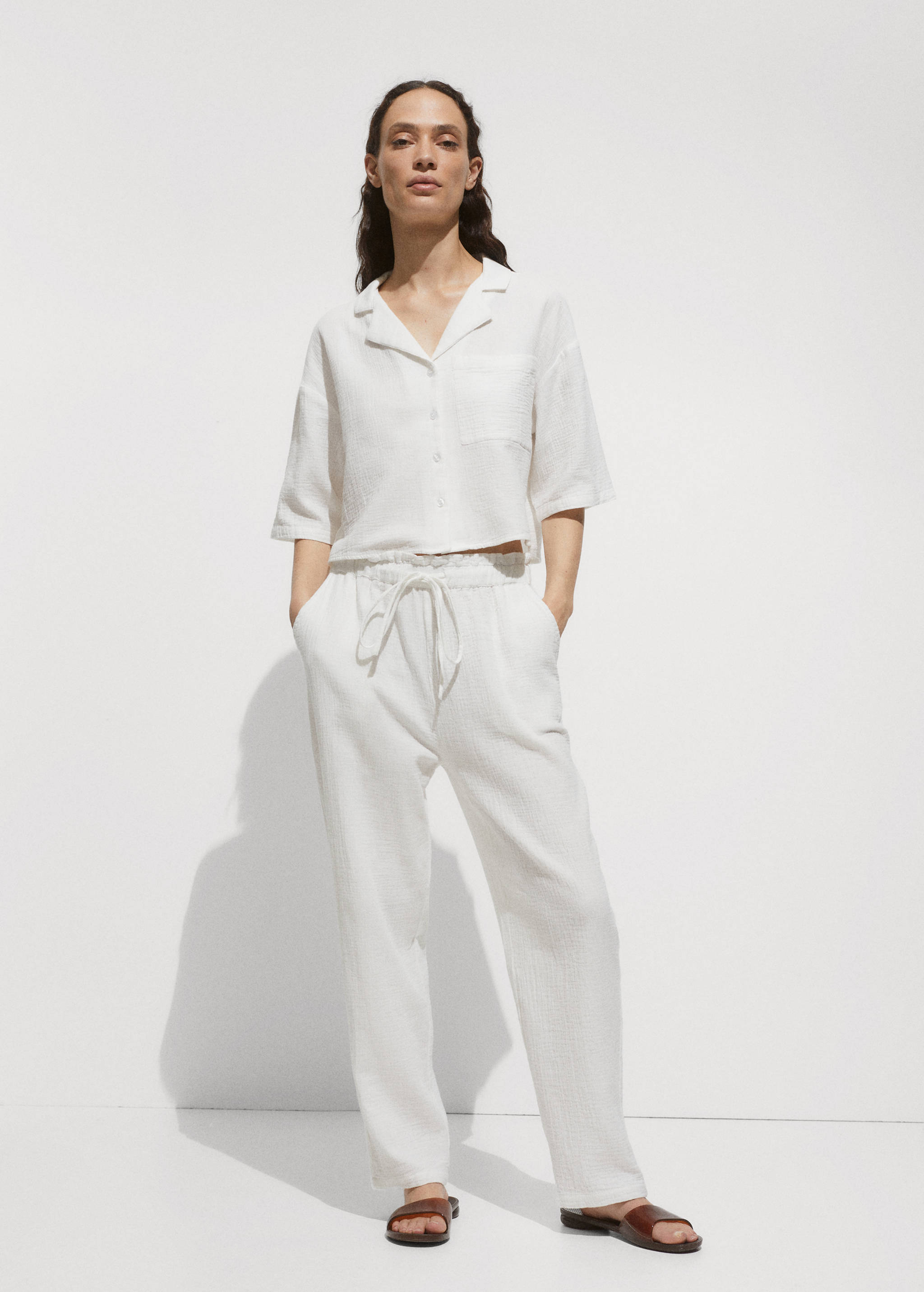 Camisa cotó màniga curta - Pla general