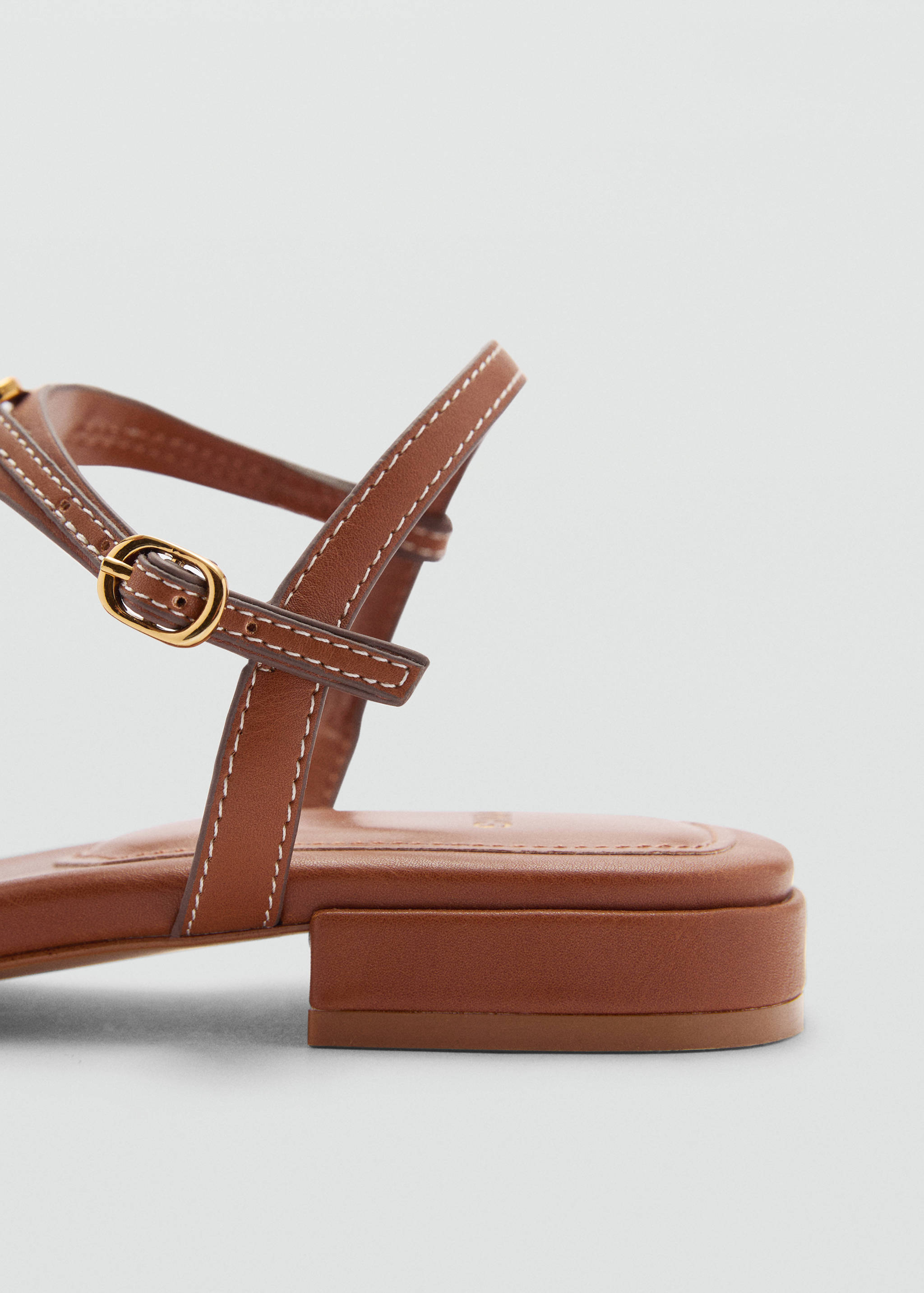 Metal detail sandals - Details of the article 1