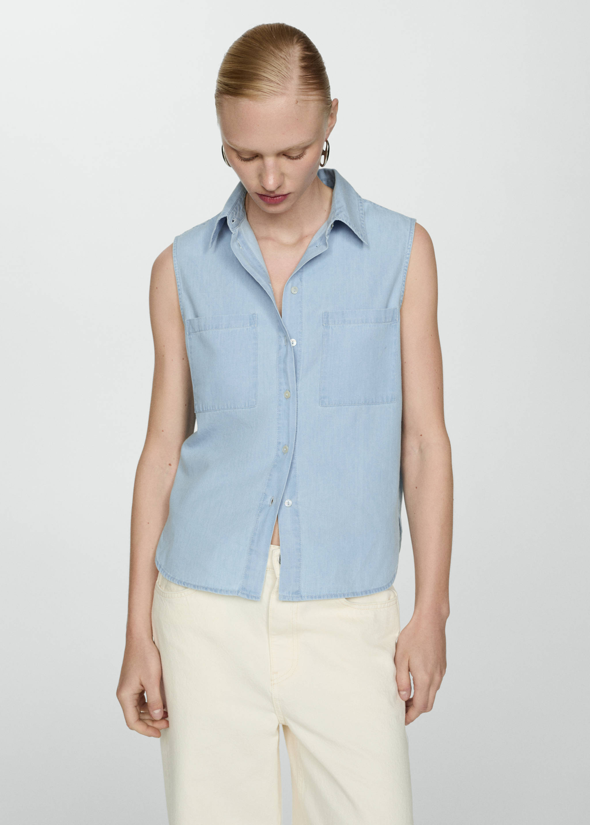 Sleeveless denim shirt - Details of the article 2