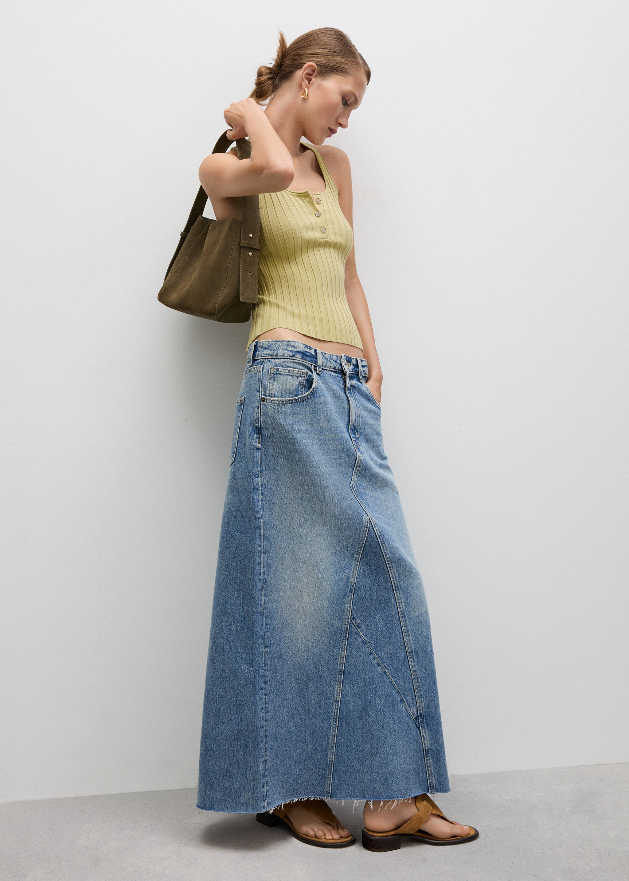 Suede shoulder bag - General plane