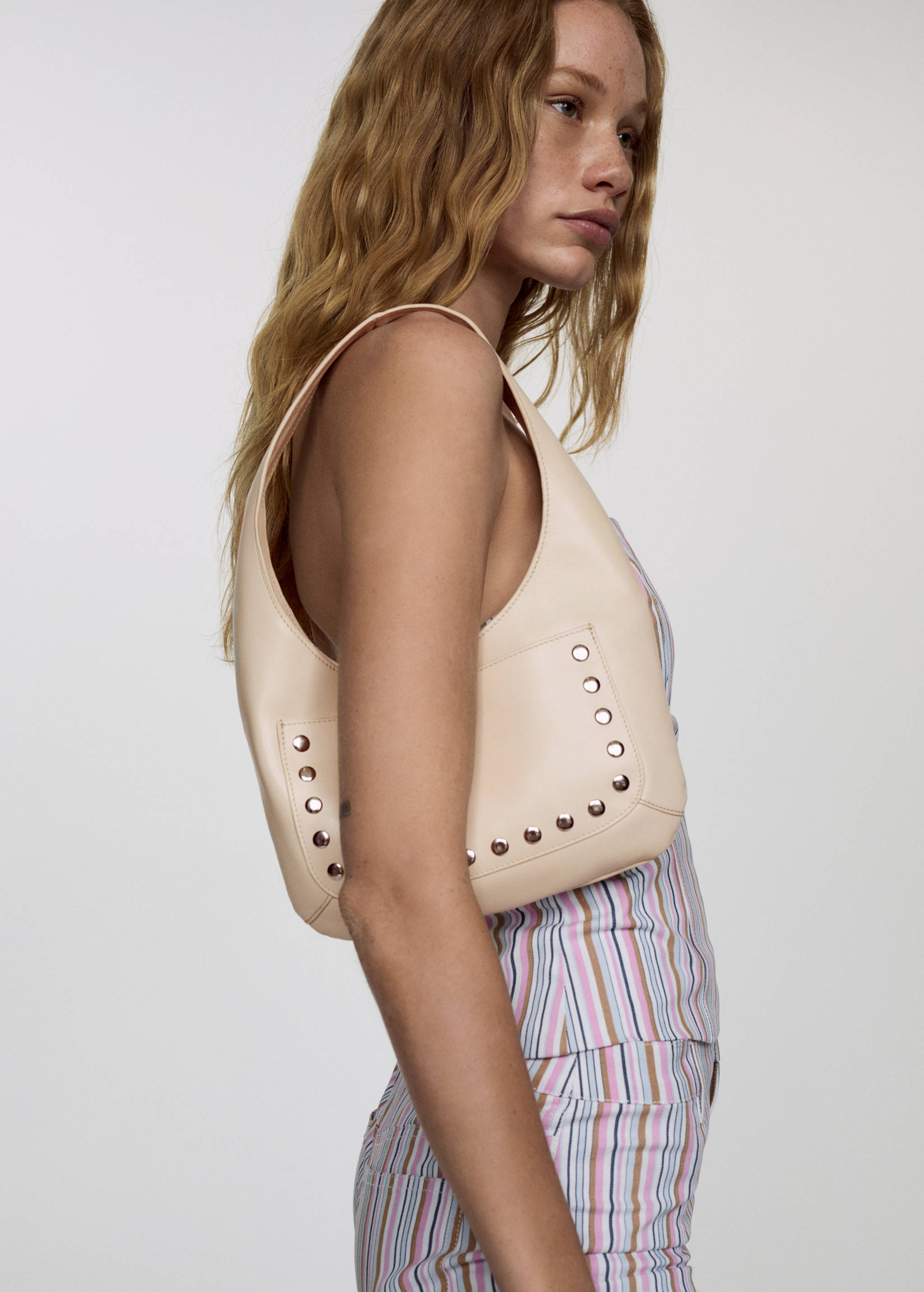 Stud leather bag - General plane