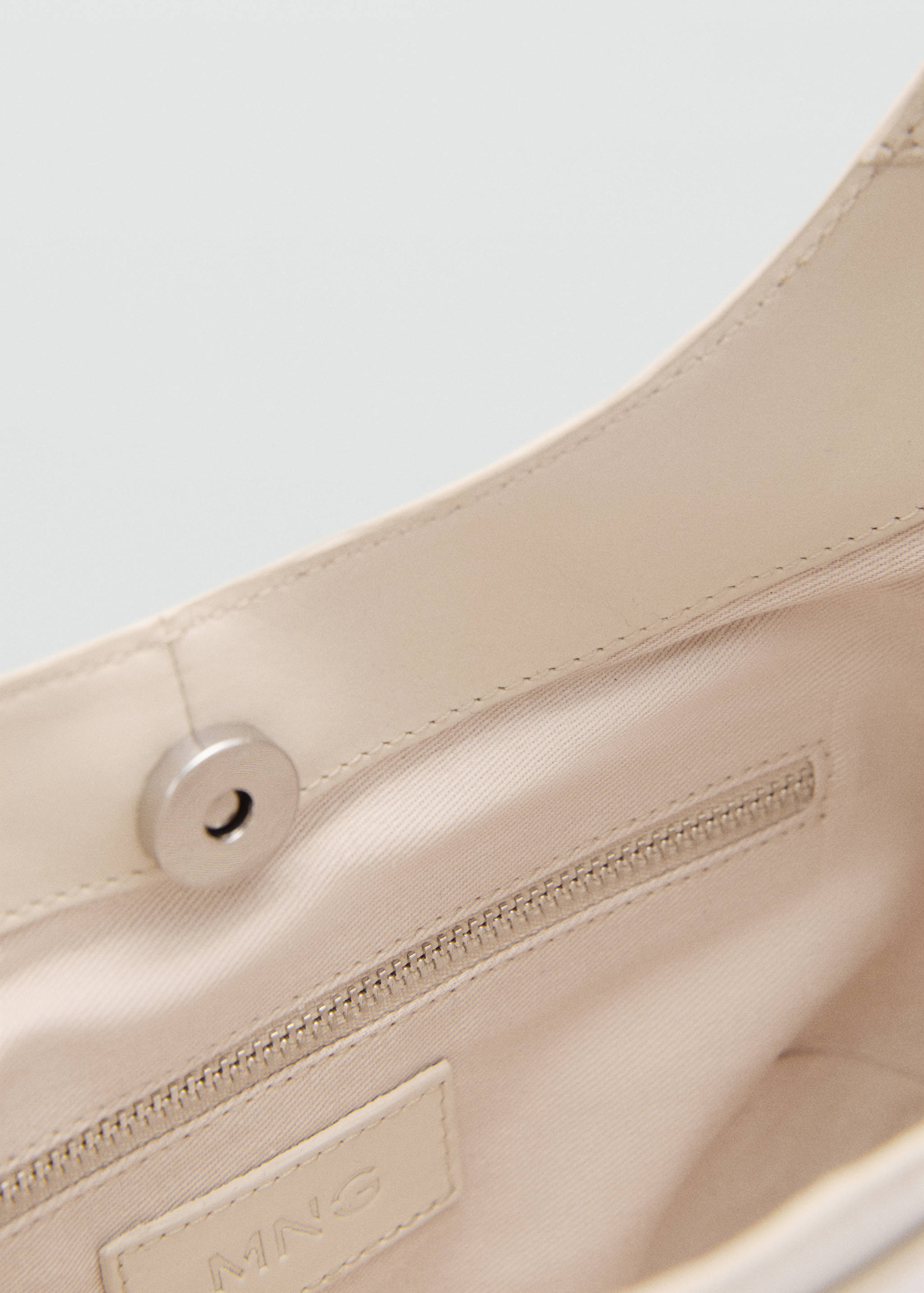 Stud leather bag - Details of the article 2