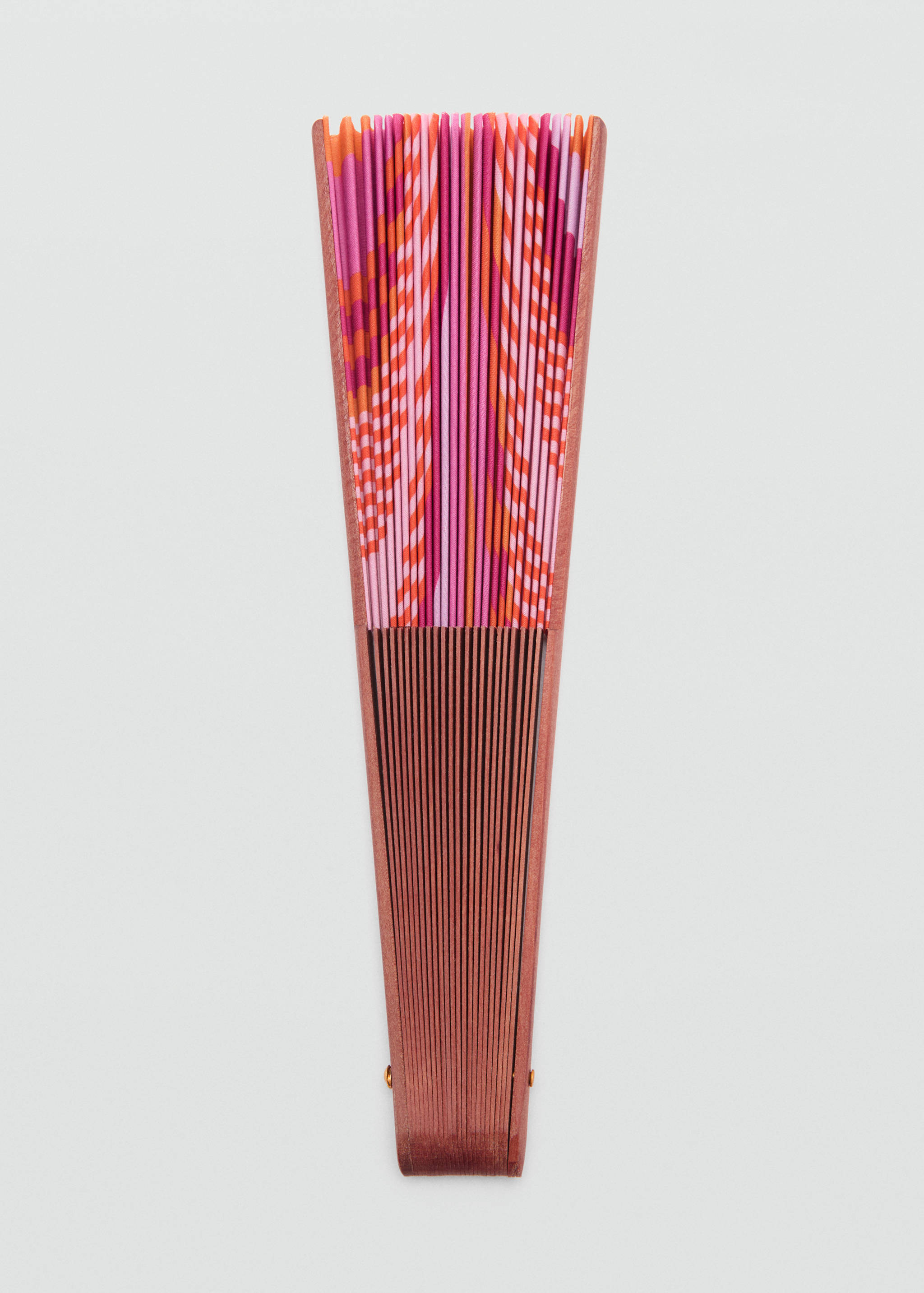 Abanico de madera - Plano medio