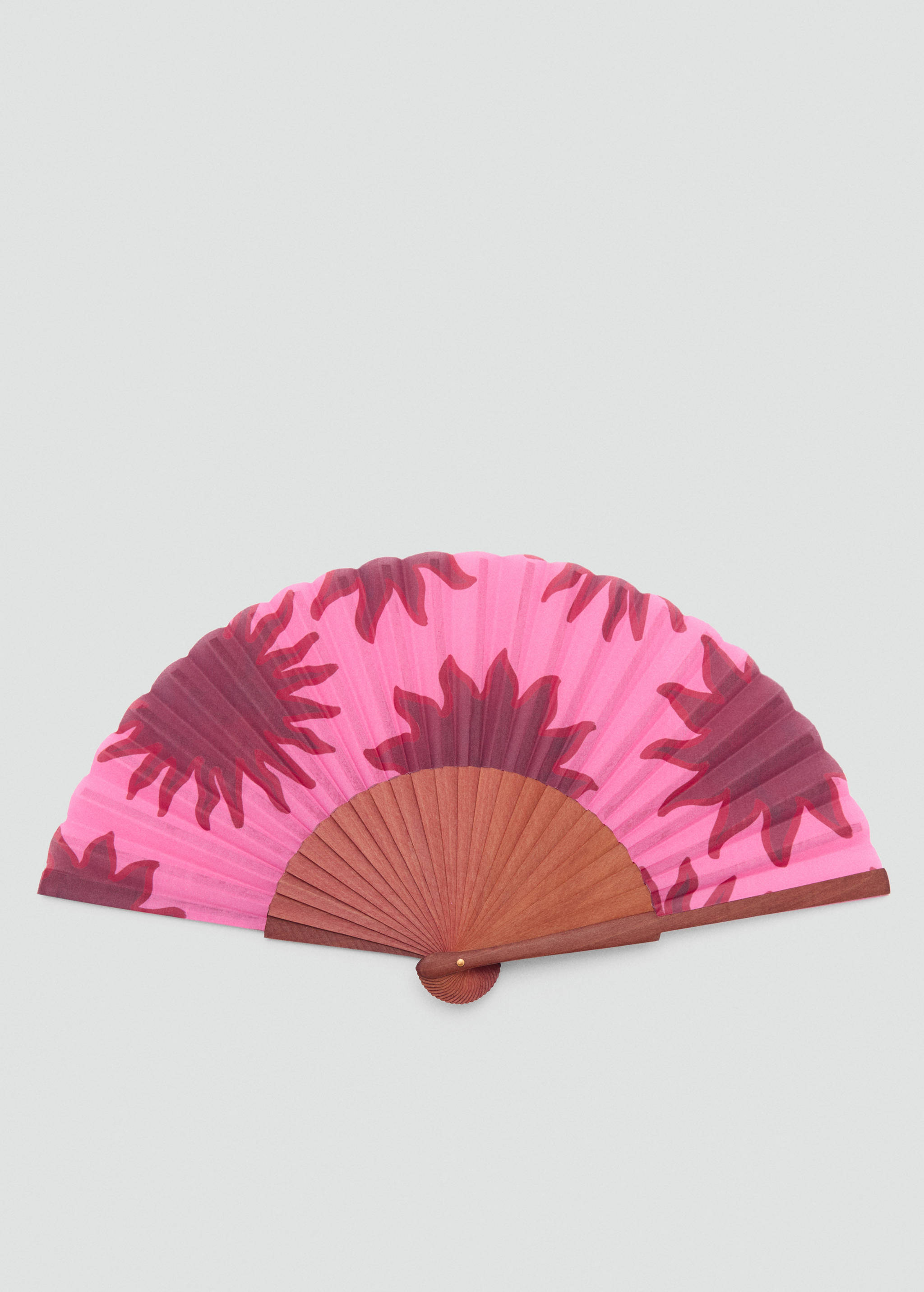Abanico de madera - Artículo sin modelo