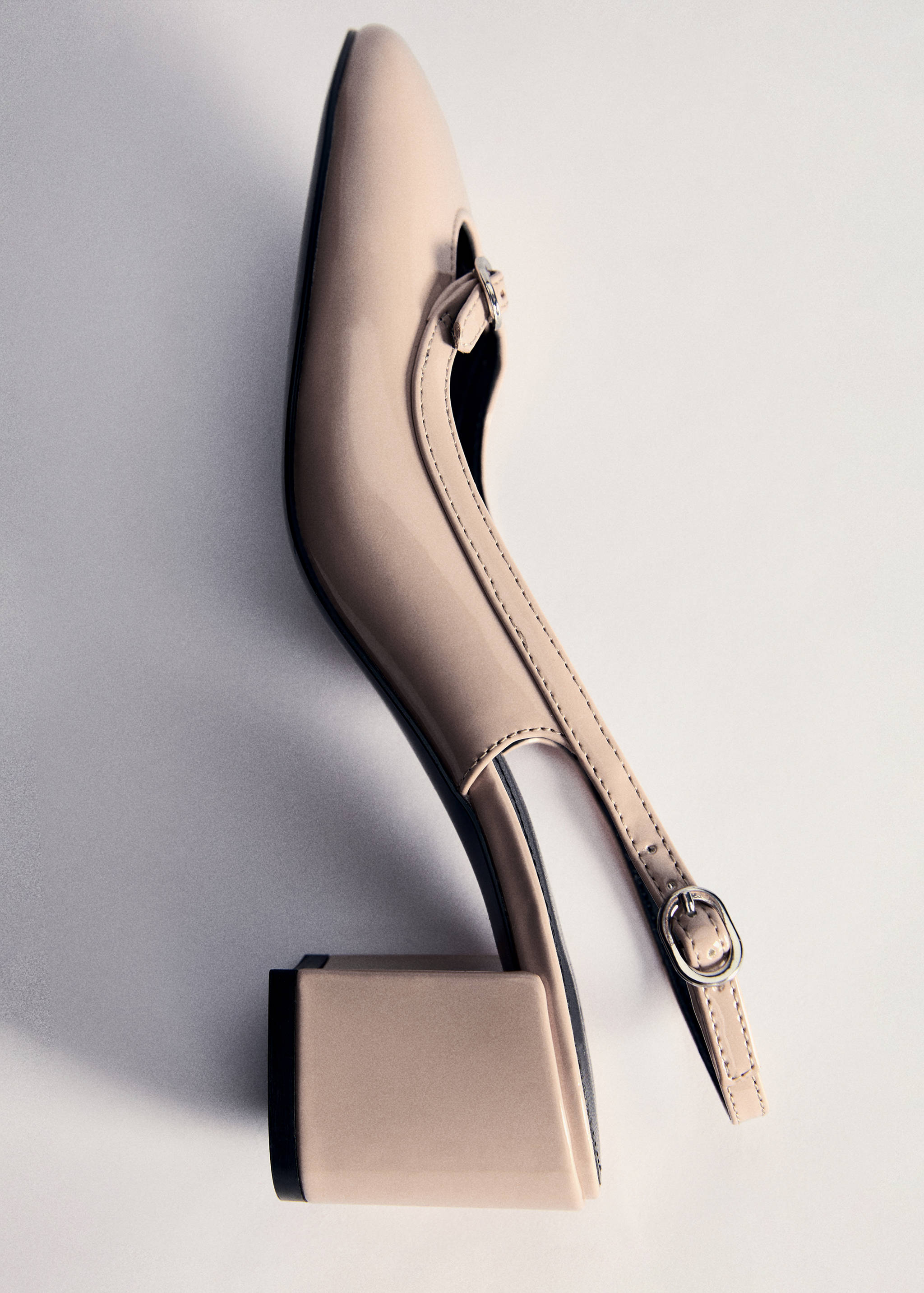 Chaussures talon boucle - Détail de l'article 5