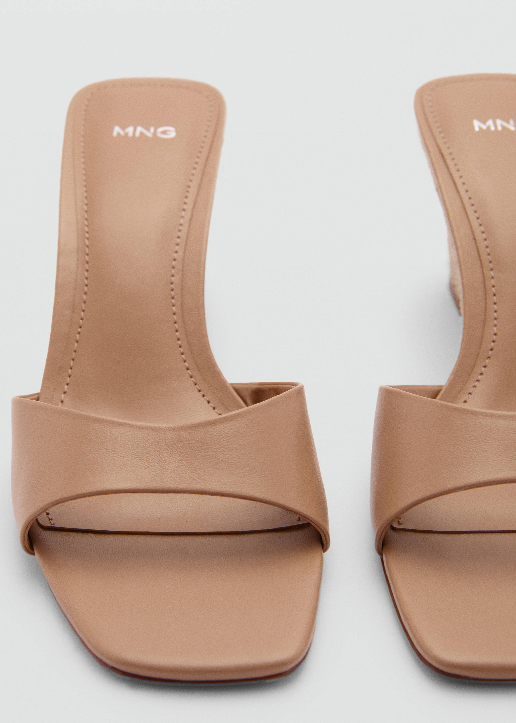 Sandales compensées ouvertes à l'arrière - Détail de l'article 2