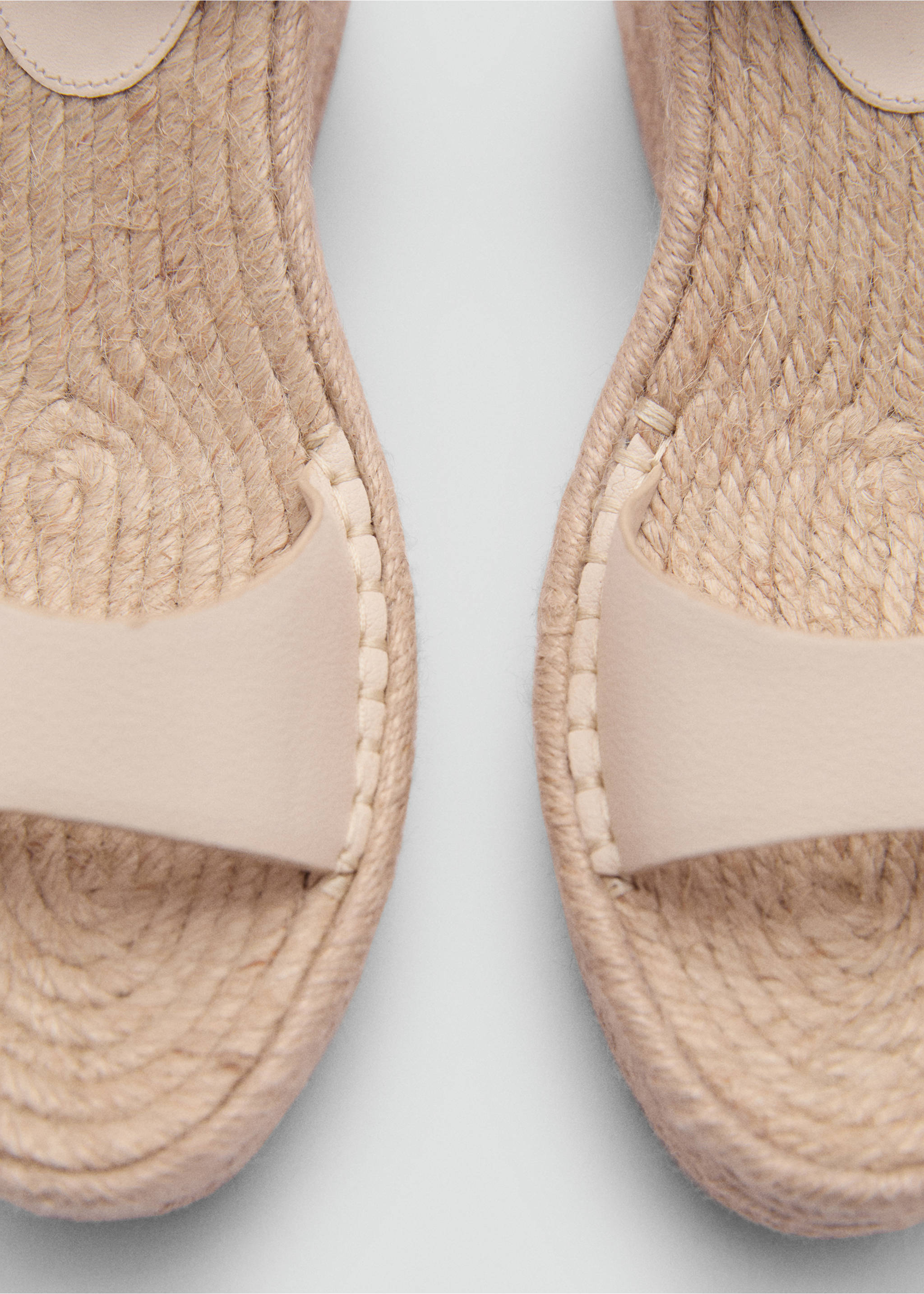 Wedge buckle sandals - Details of the article 2, Ecru. Ref: 77040335-00.