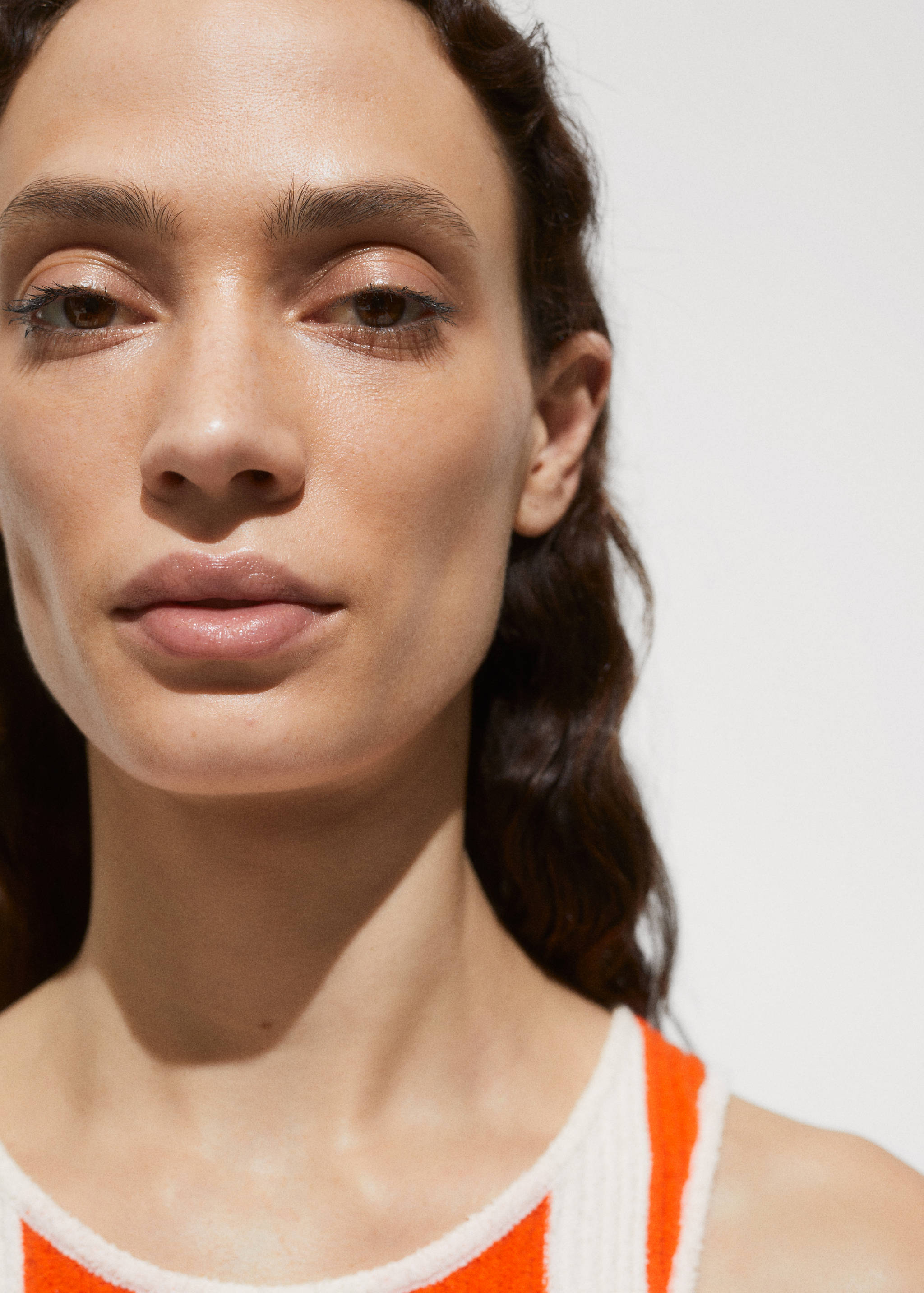 Ribbed knitted dress with stripes - Details of the article 1