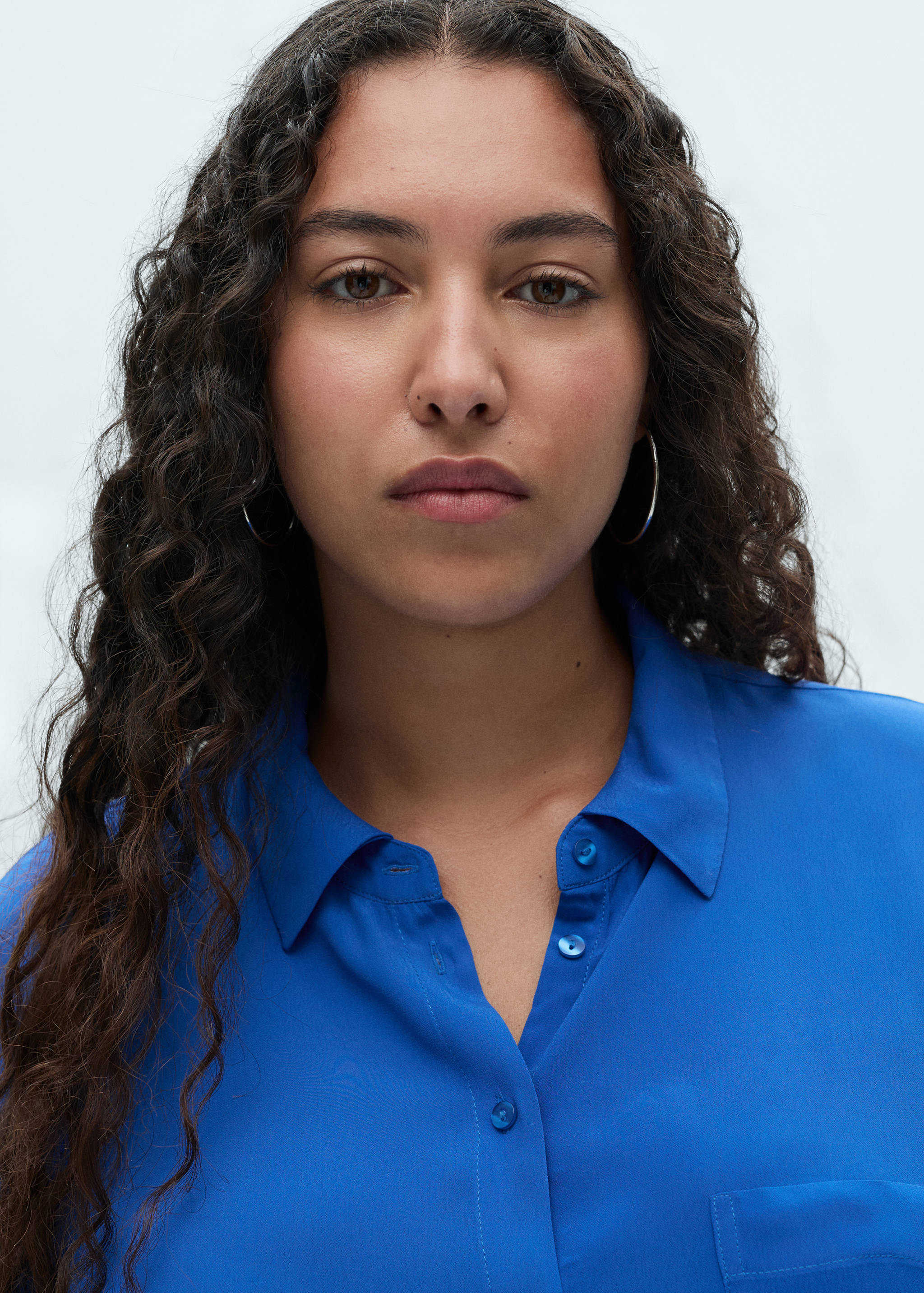 قميص بجيب وأكمام قصيرة - تفاصيل المنتج 4