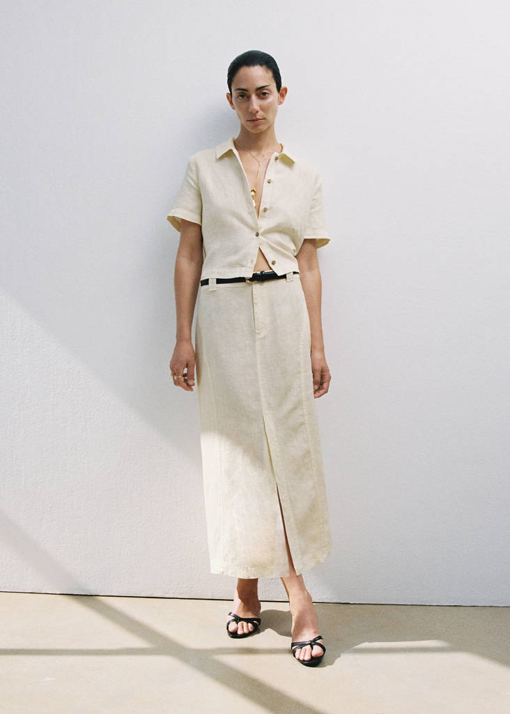 Linen skirt with slit — Pastel Yellow