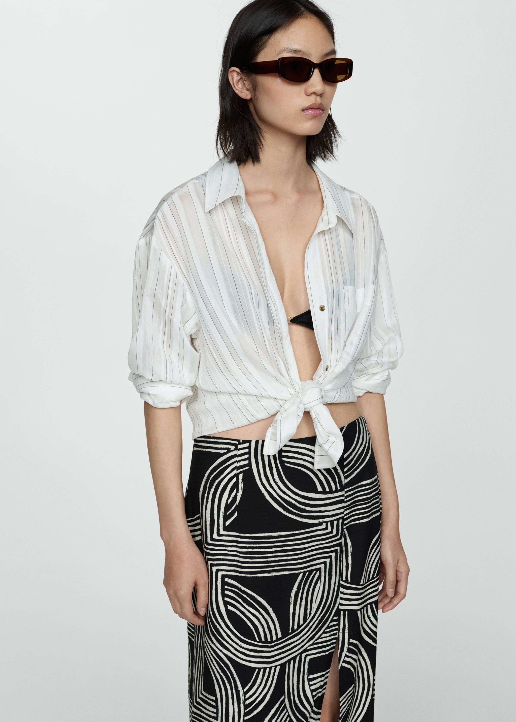Printed skirt with slit - Details of the article 1