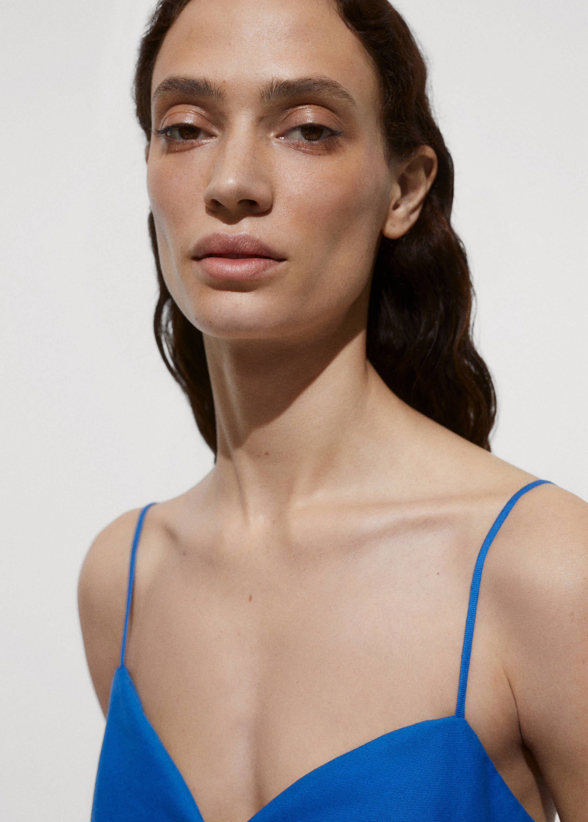 Embroidered dress with turn-down neckline - Details of the article 1