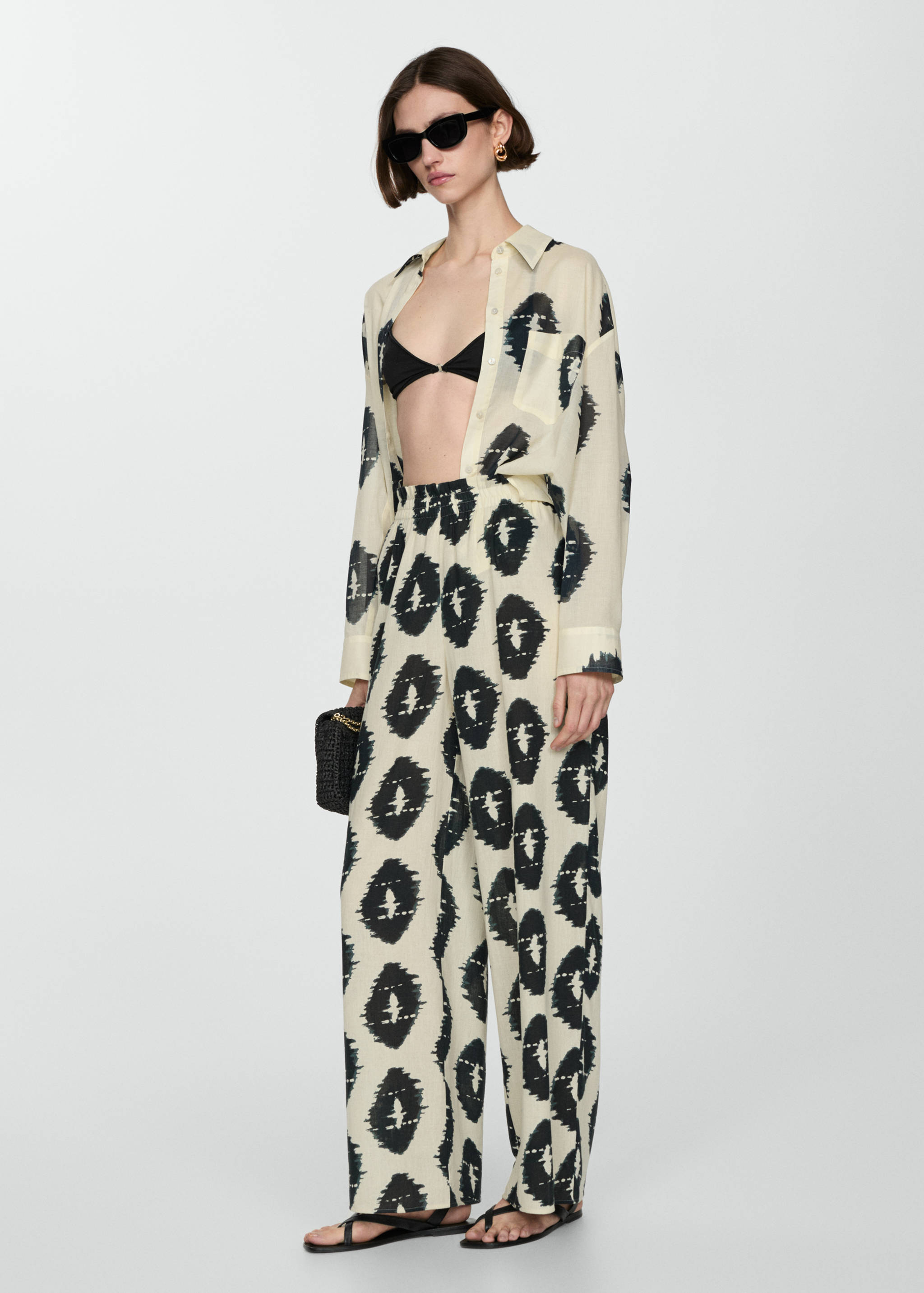 Semi-transparent printed shirt - General plane