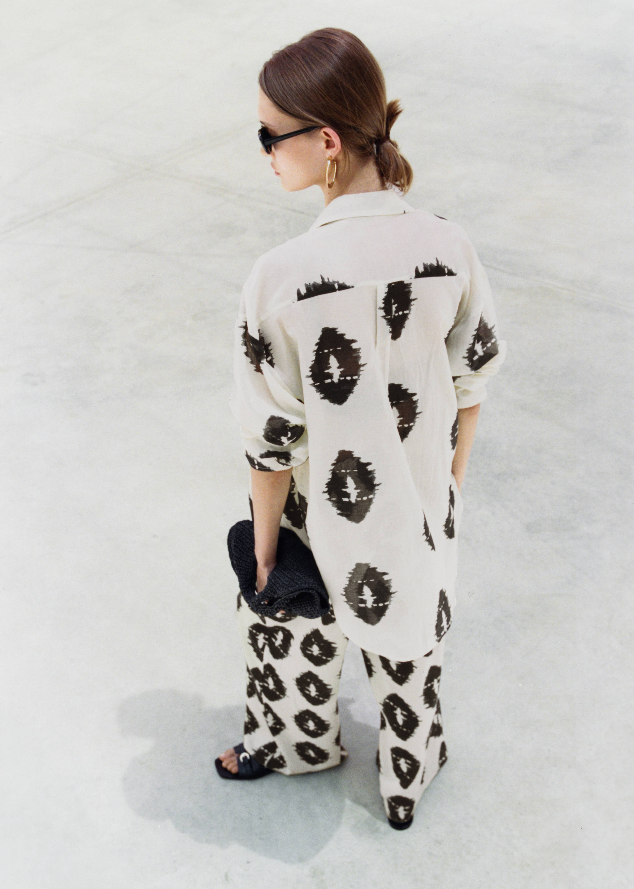 Semi-transparent printed shirt - Details of the article 7