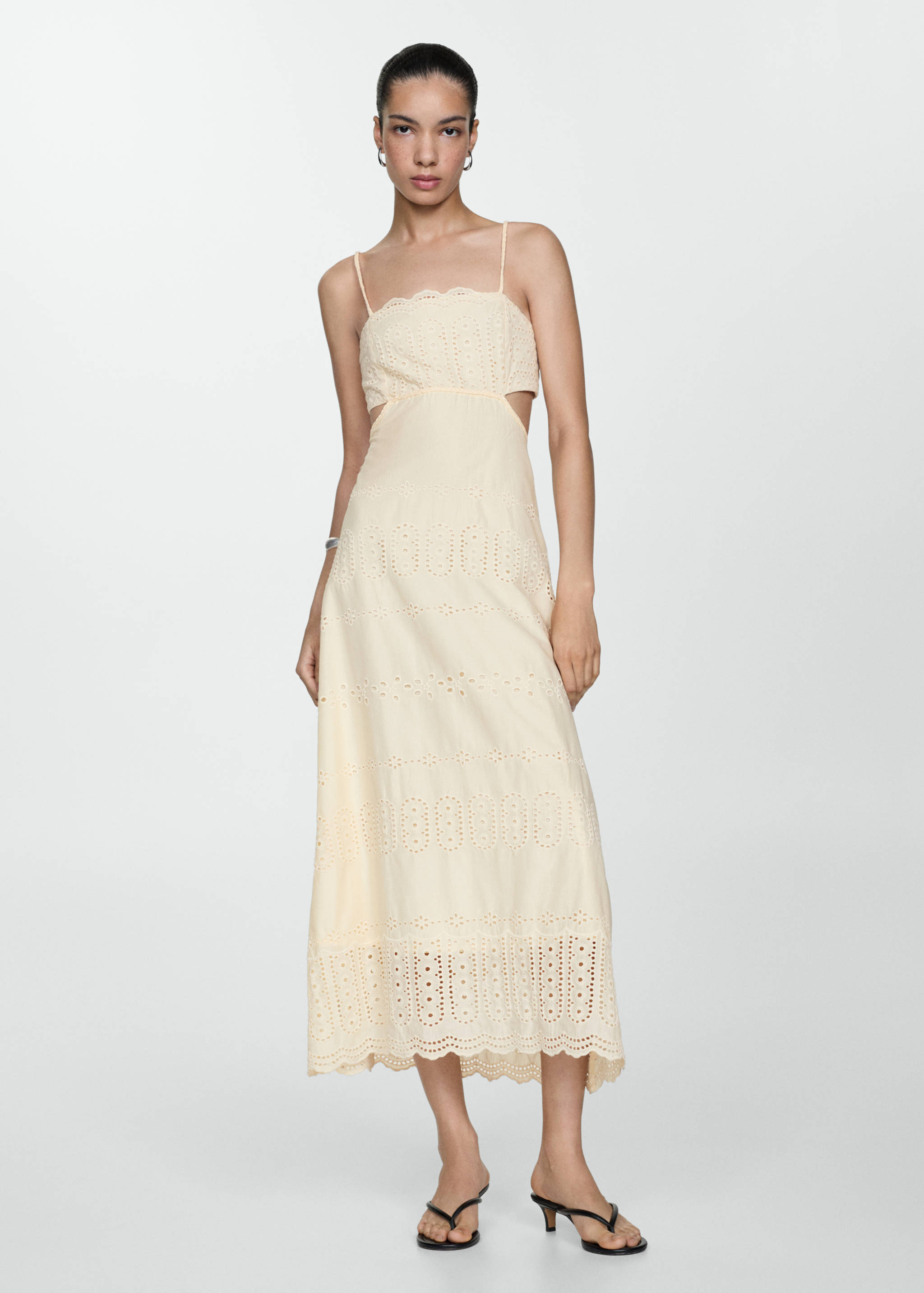 Embroidered dress with side slits - General plane