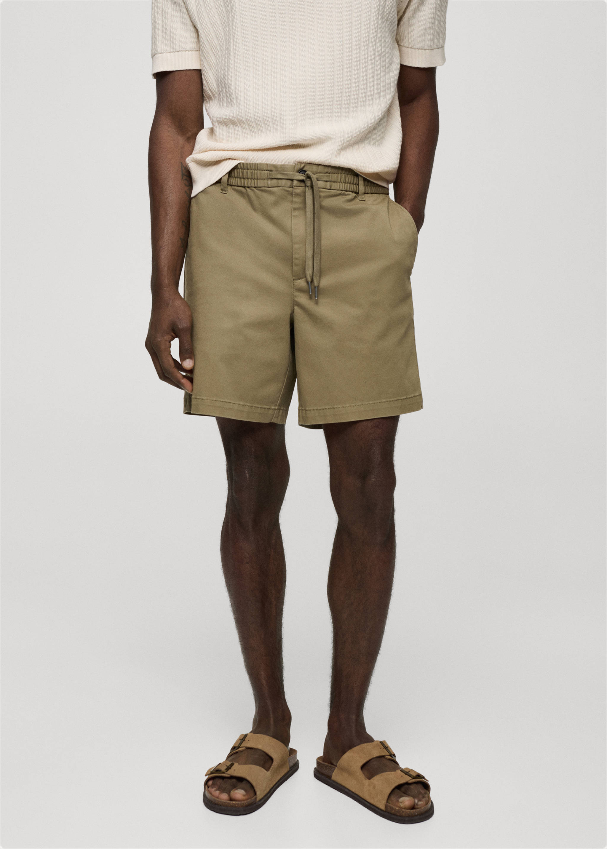 Cotton shorts with drawstring - Medium plane