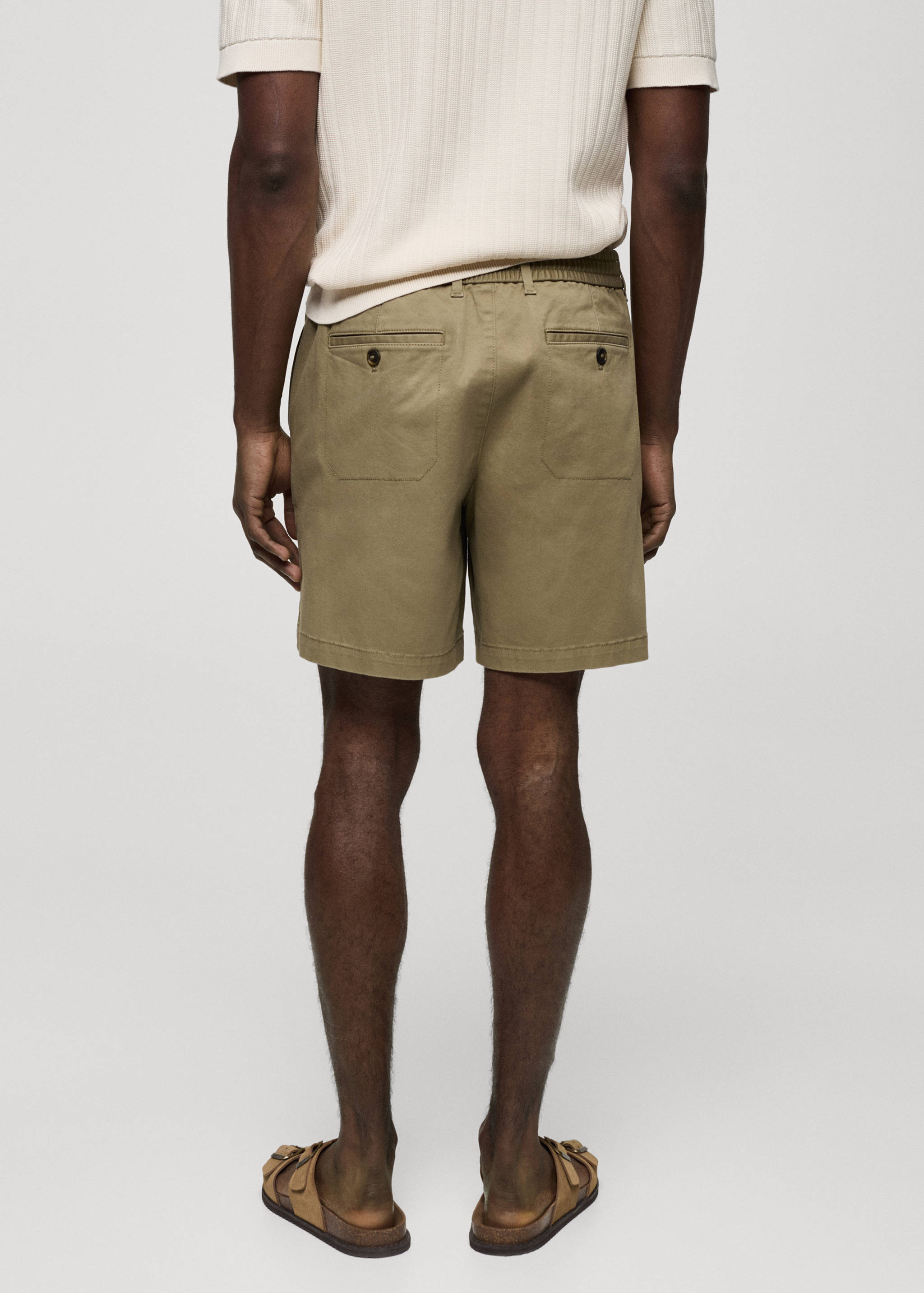 Cotton shorts with drawstring - Reverse of the article