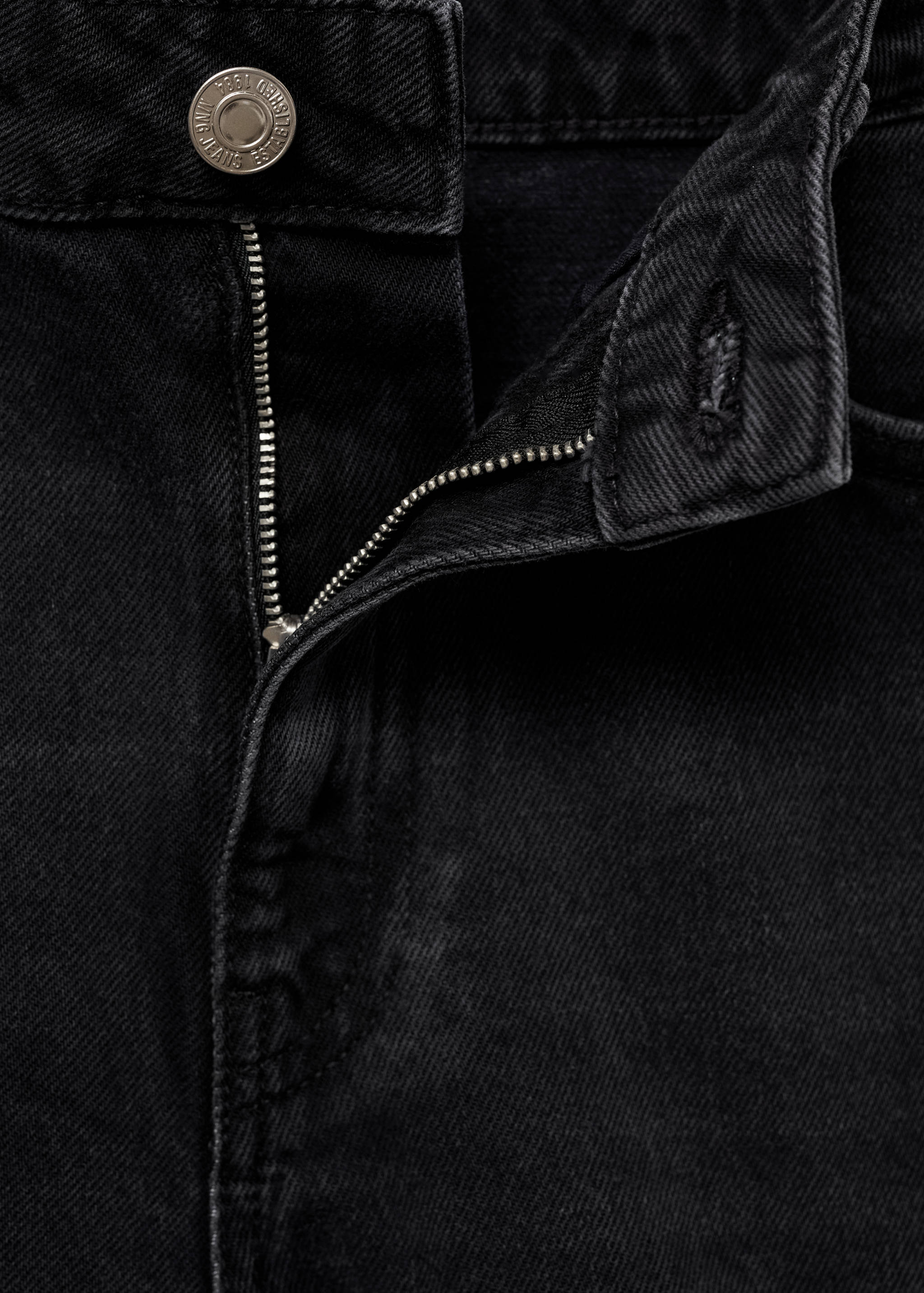 High-waisted mom-fit denim shorts - Details of the article 8