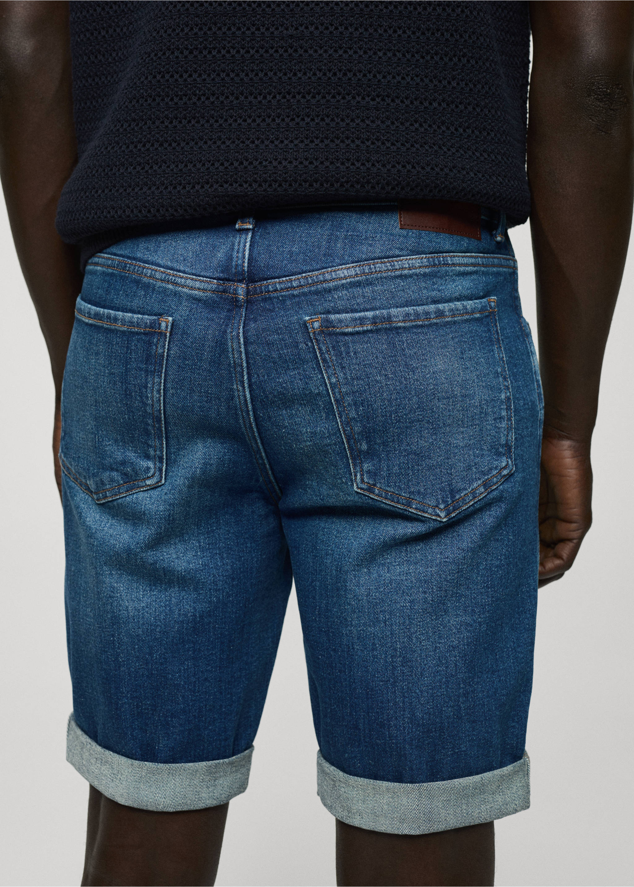 Bermudas vaqueras slim fit - Detalle del artículo 3, Azul oscuro. Ref: 77040578-00.