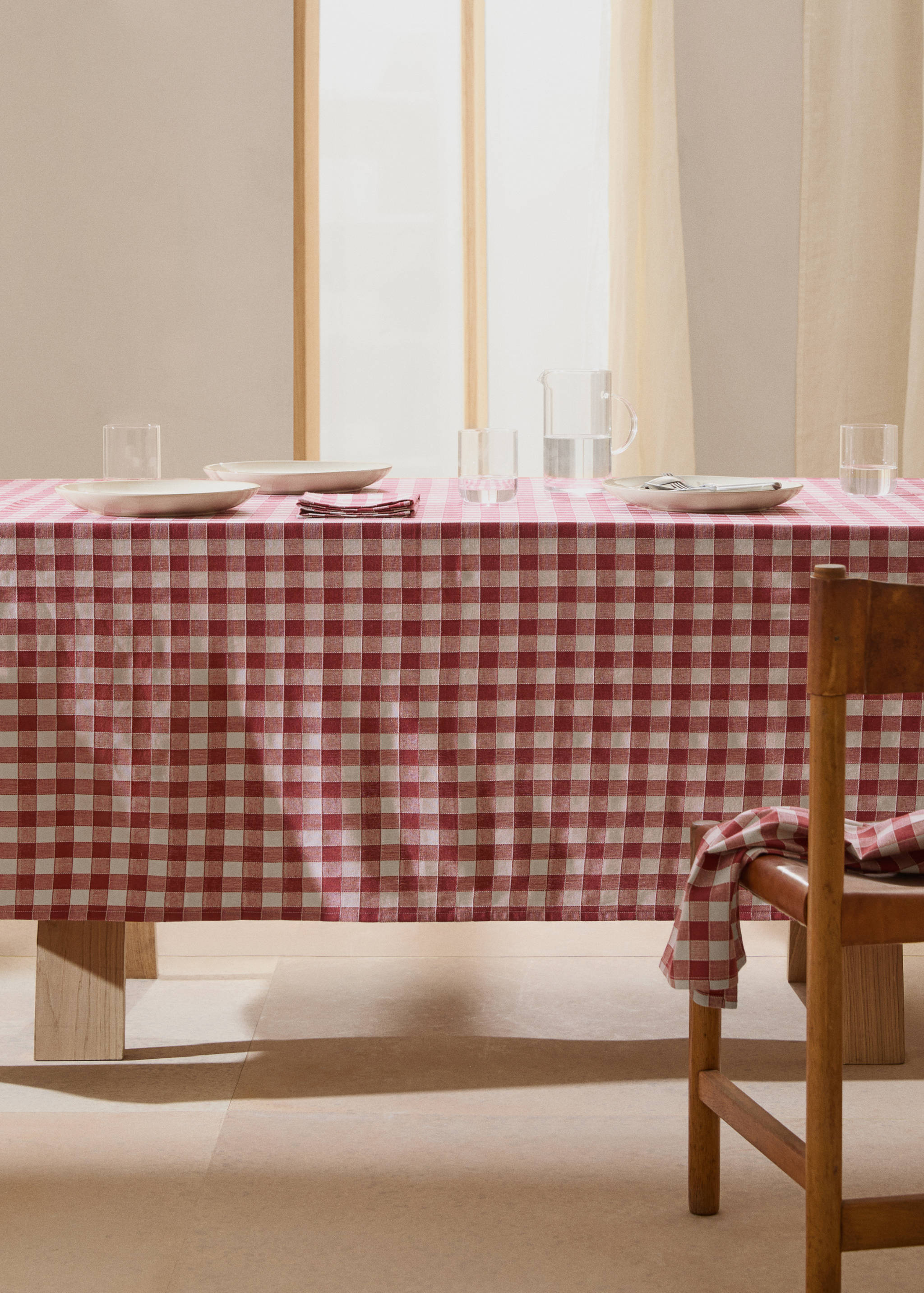 Check cotton tablecloth for 6 to 8 diners - General plane