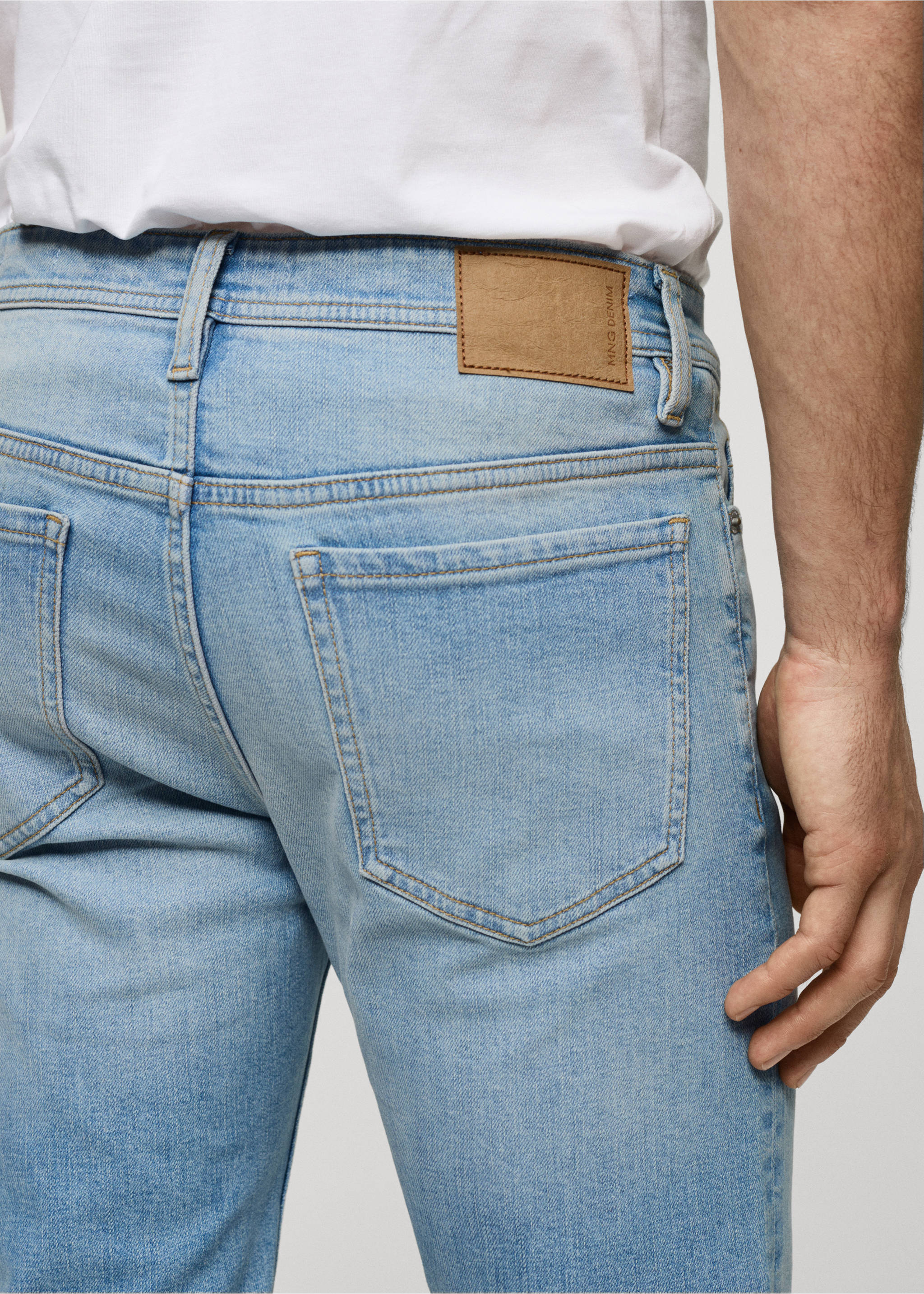 Jeans Jan slim fit - Detalle del artículo 3, Azul claro. Ref: 77040595-00.