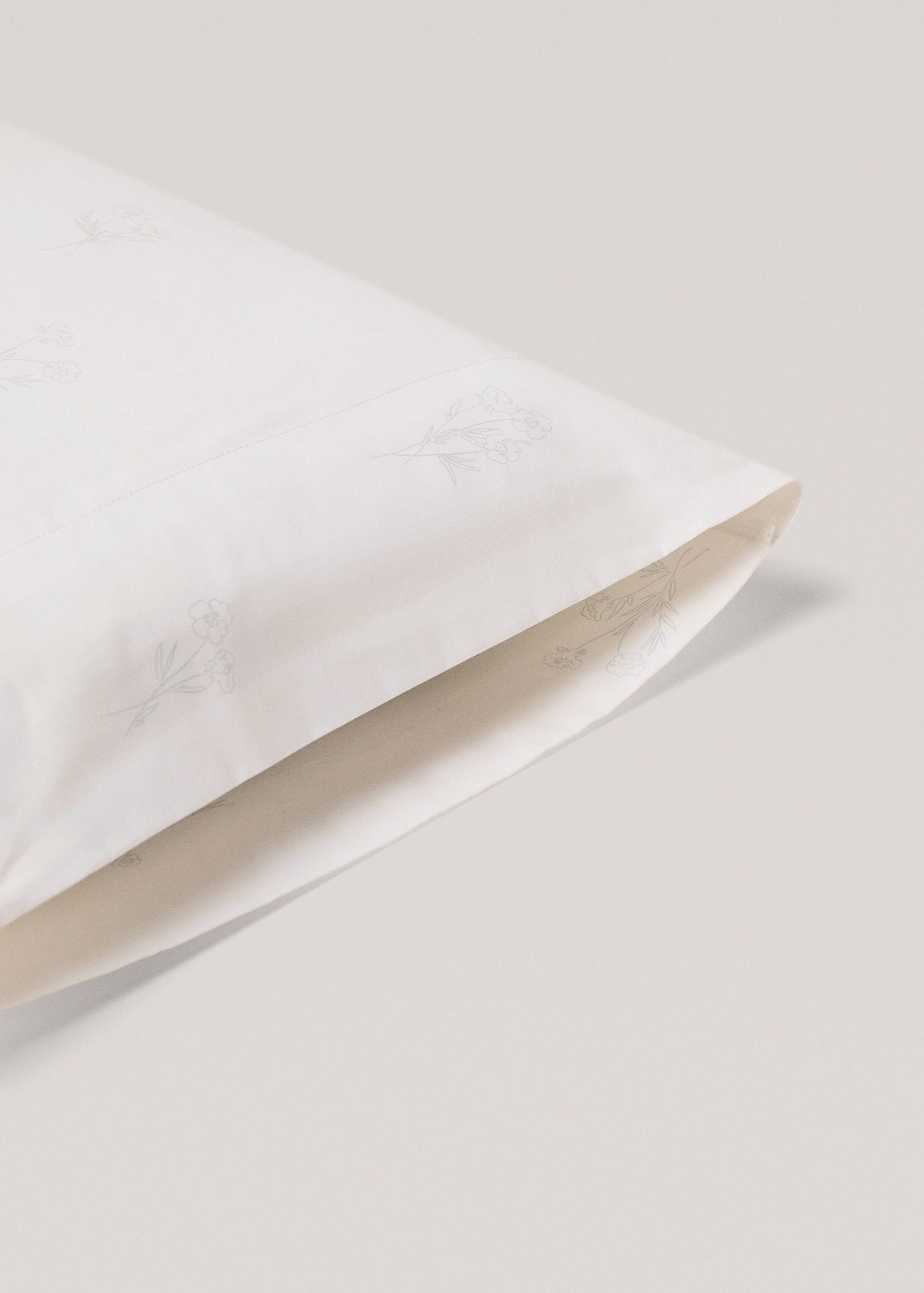 Floral pillow case 45x110cm - Details of the article 2