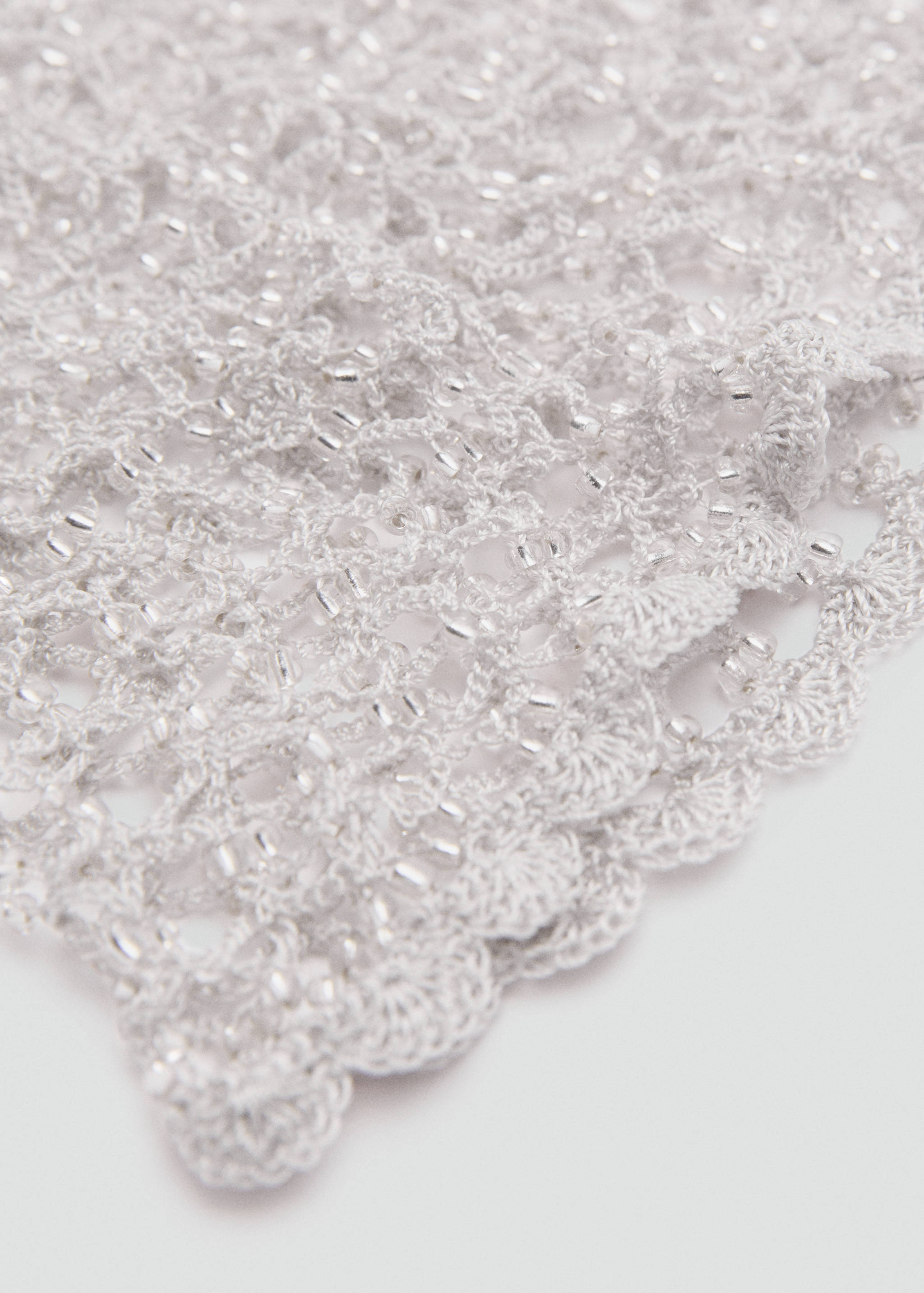 Gorro casquete abalorios - Plano medio