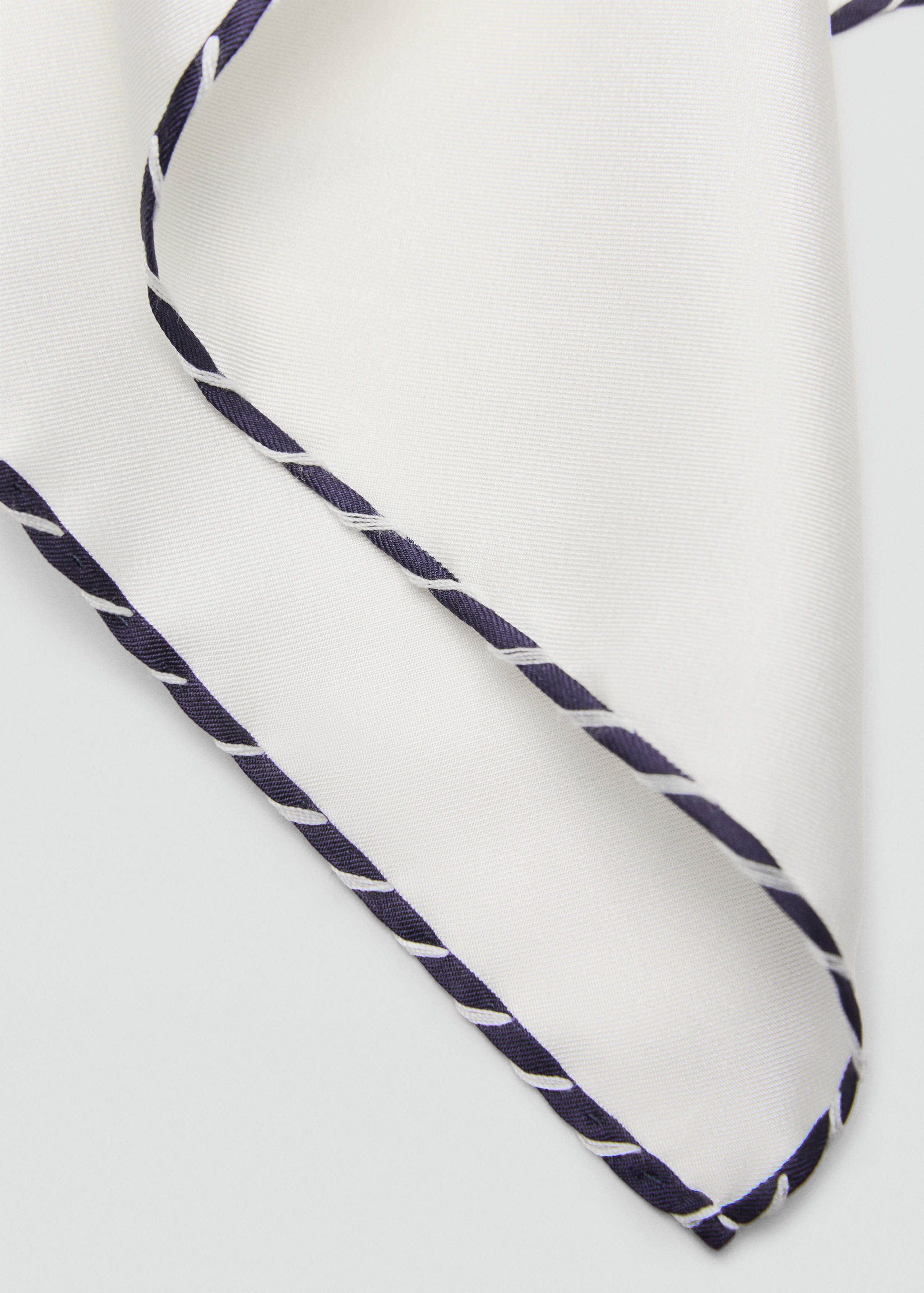 100% silk embroidered pocket handkerchief - Medium plane