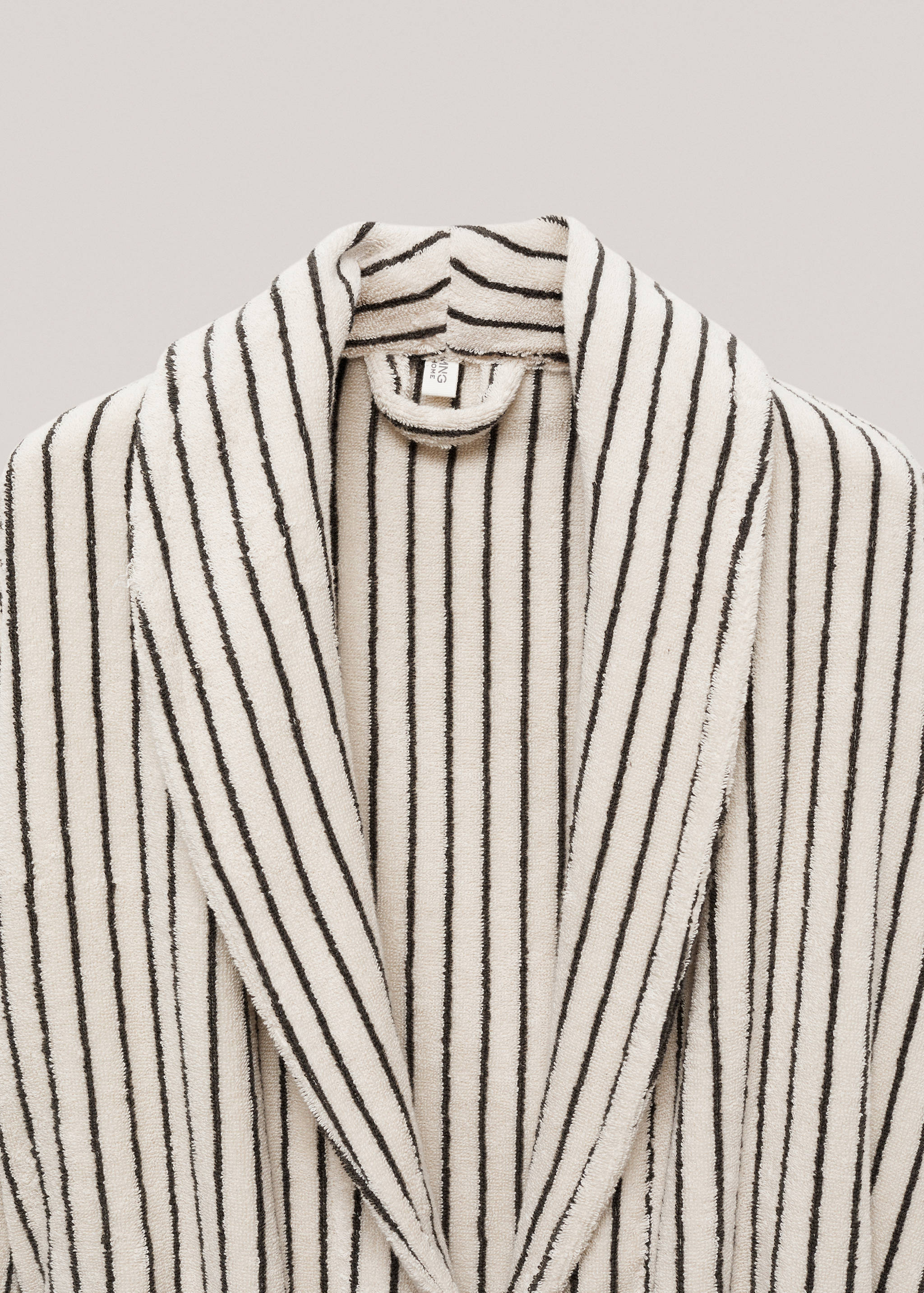 100% cotton striped bathrobe - Details of the article 2