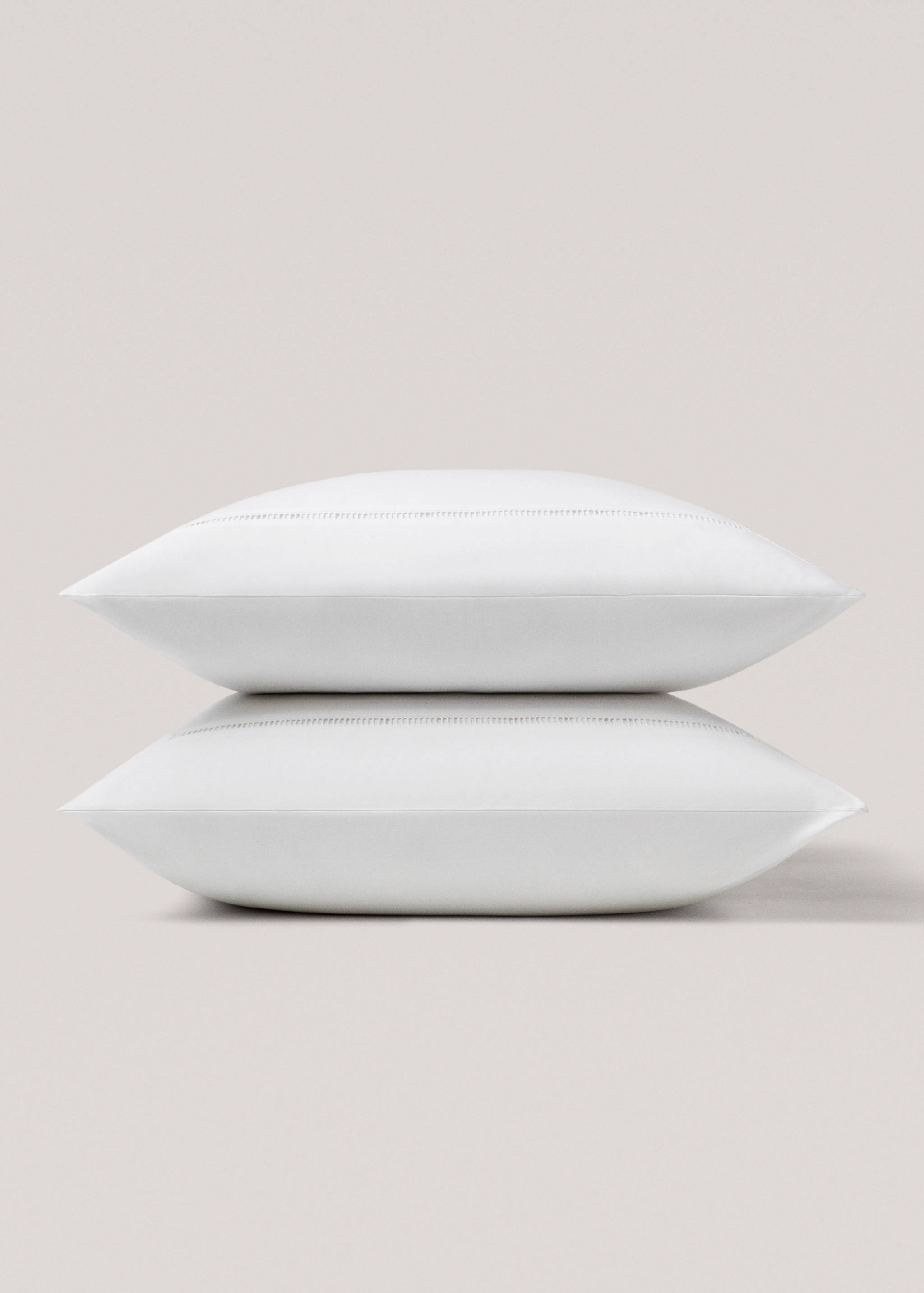 Hemstitch detail pillowcase 60x60cm - Details of the article 3