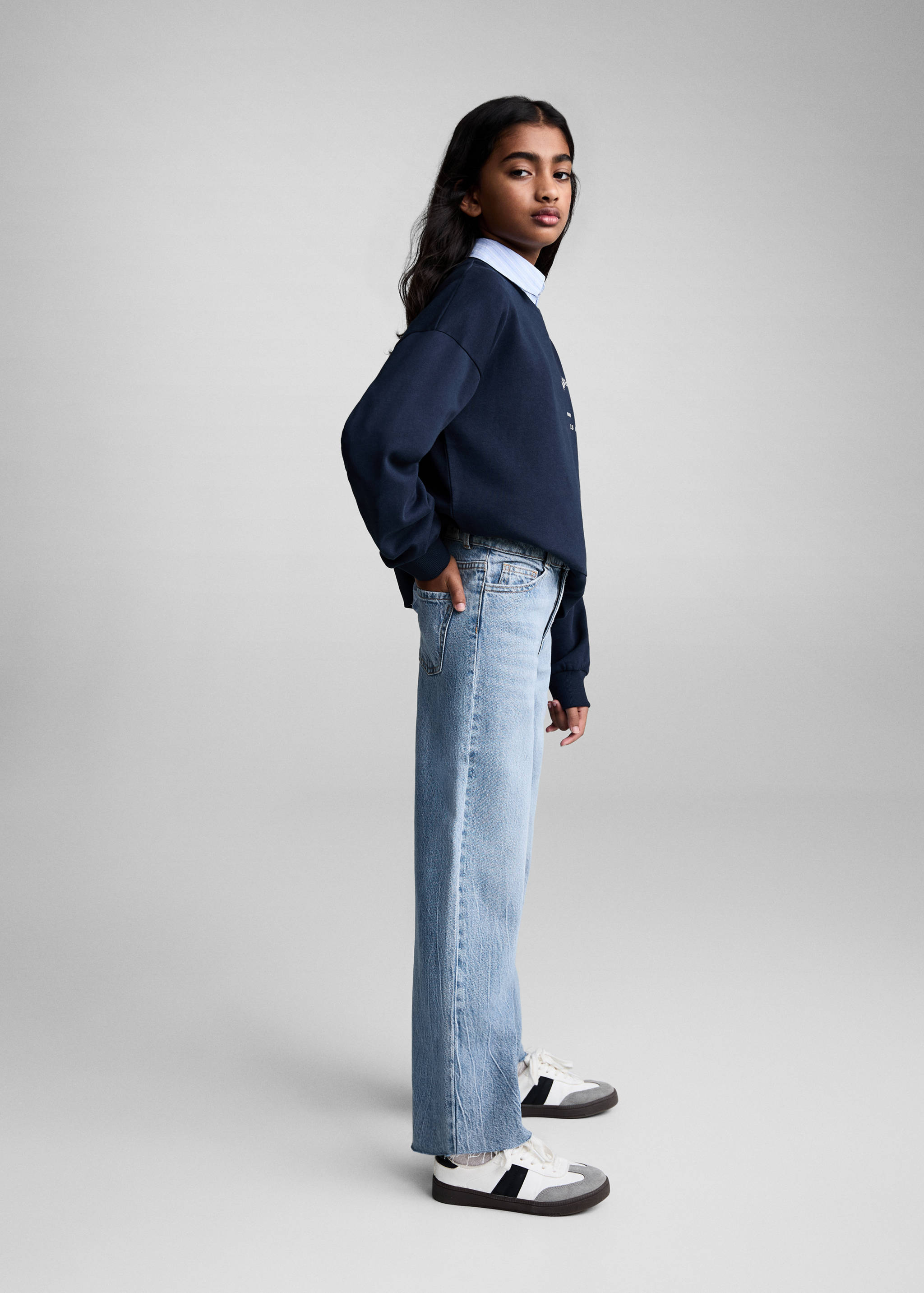 Wideleg low frayed hem jeans - Details of the article 1