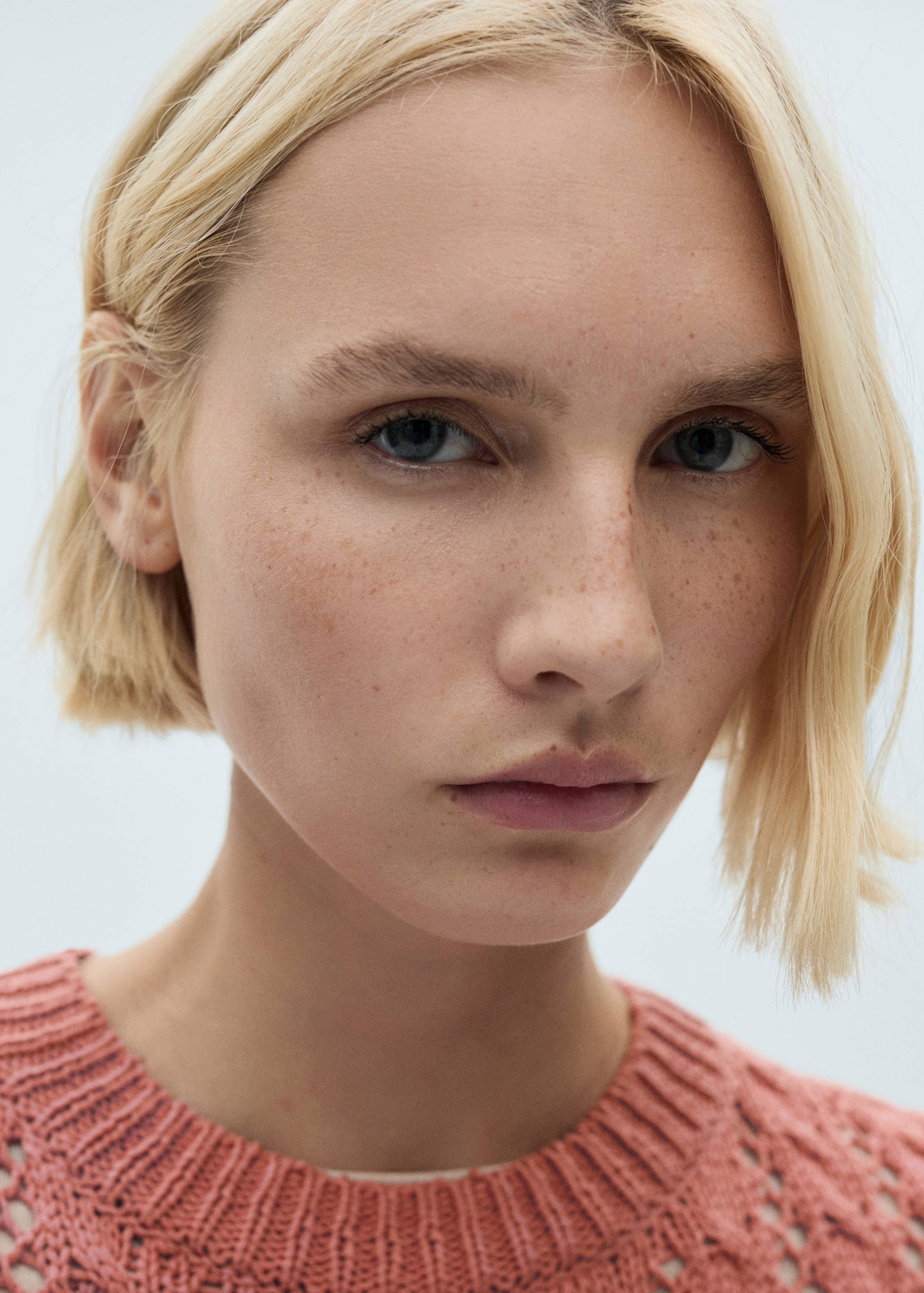 Chaleco punto detalles calados - Detalle del artículo 1