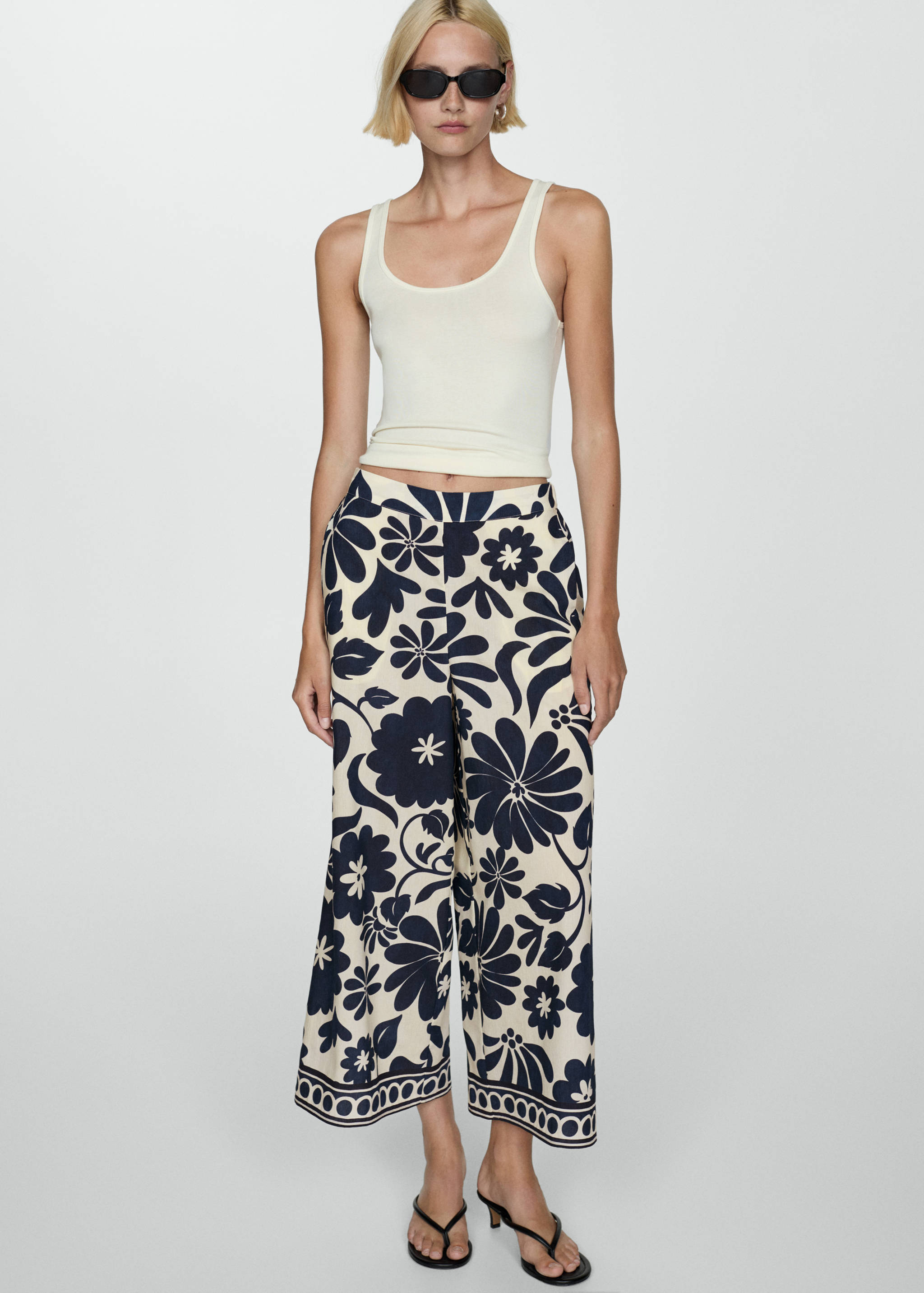 Fluid floral-print trousers - Details of the article 2