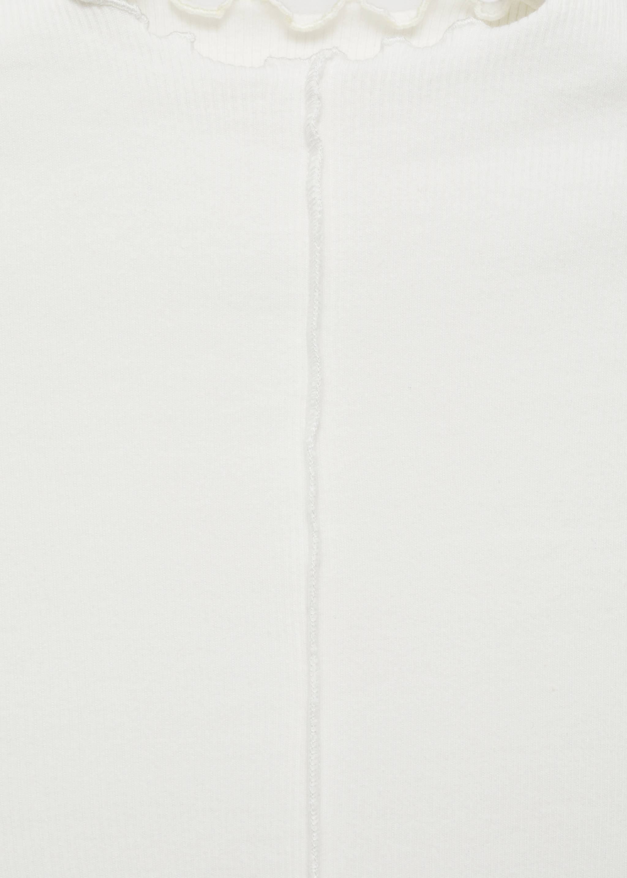 Long-sleeved t-shirt with decorative seams - Details of the article 8