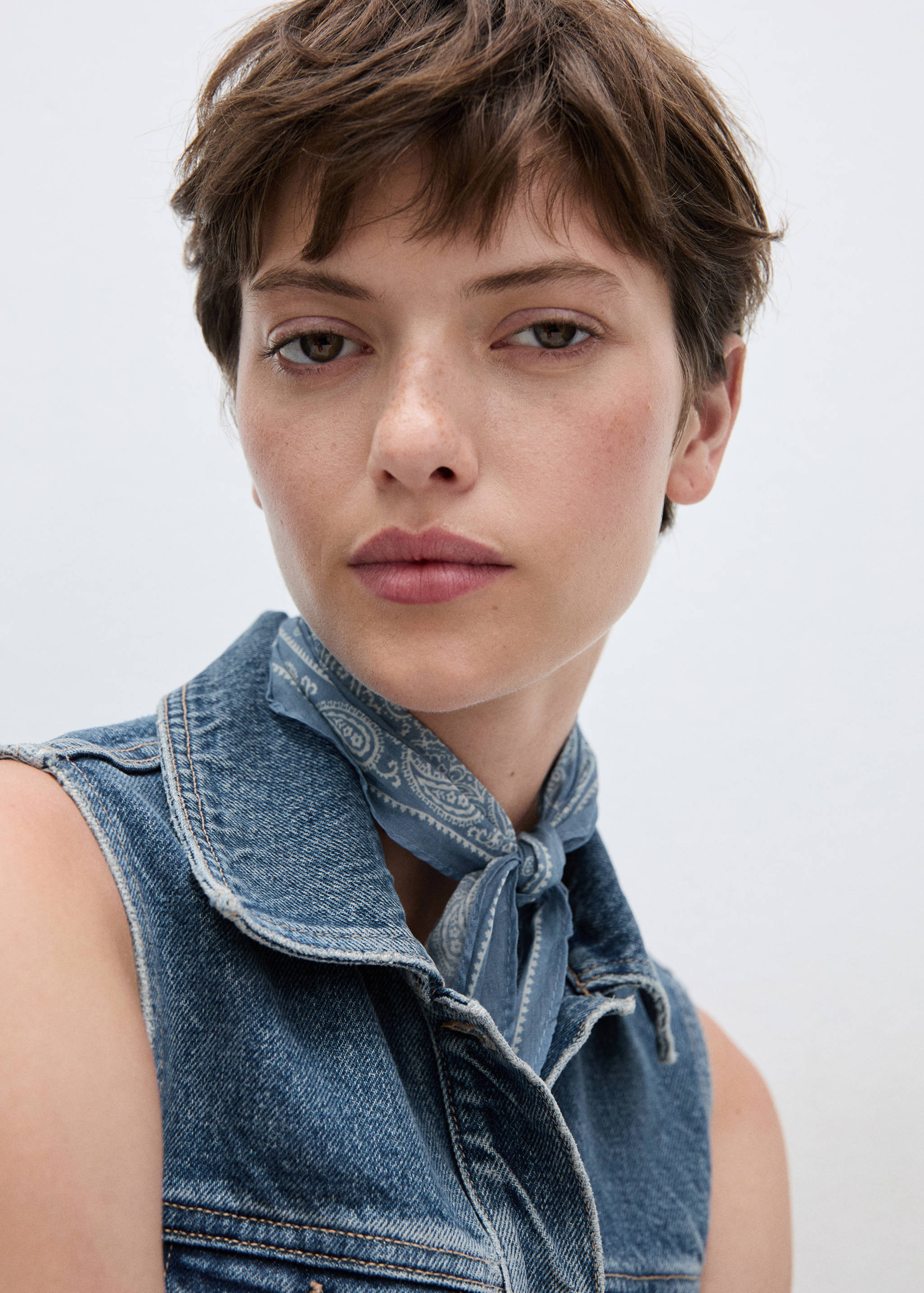 Star denim dress - Details of the article 1