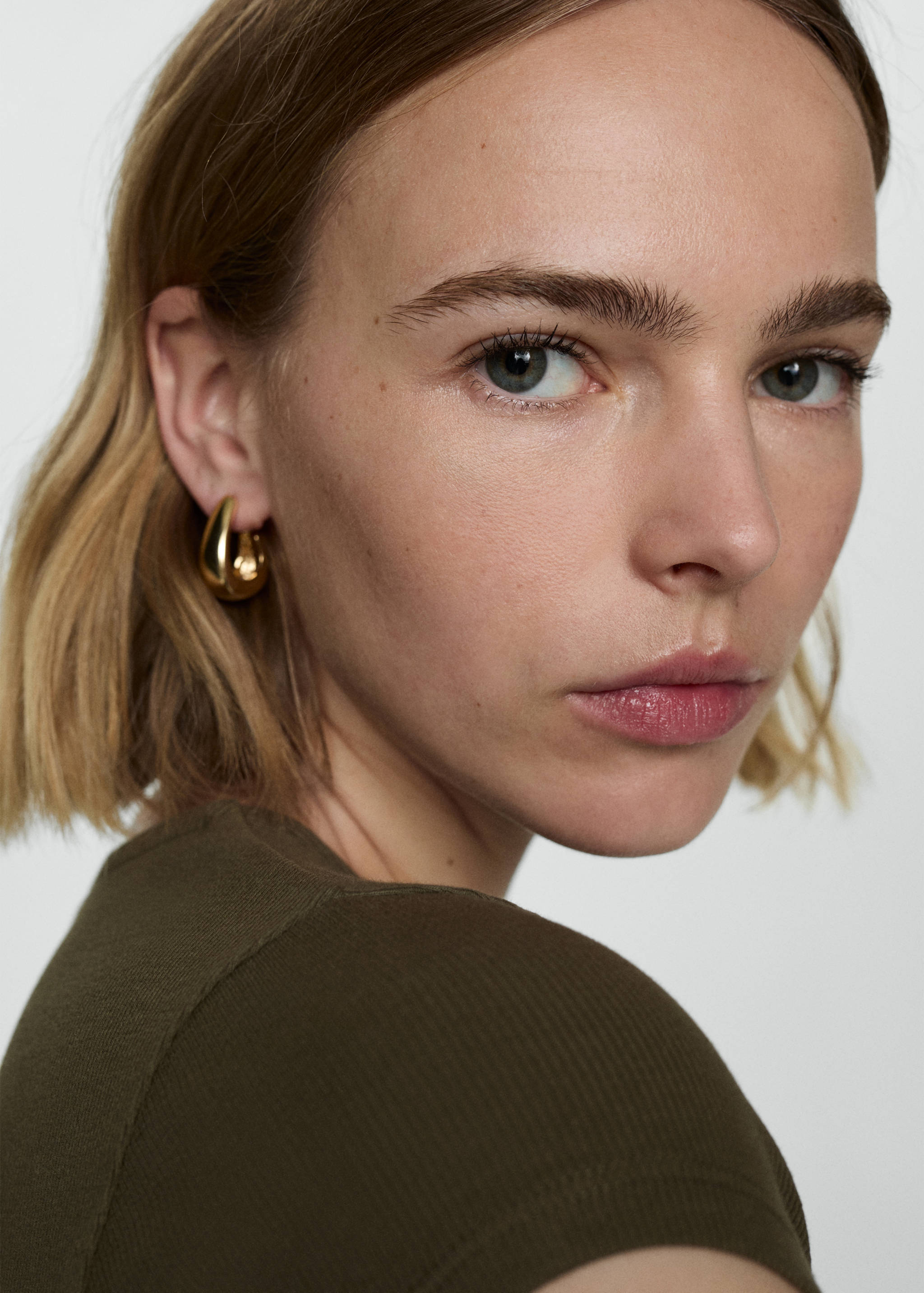 Flared dress in combined fabric - Details of the article 1