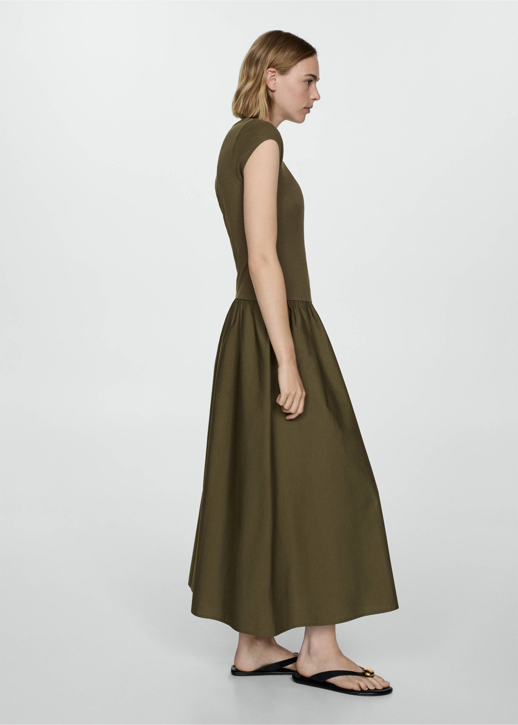 Flared dress in combined fabric - Details of the article 2, Khaki. Ref: 77044073-00.