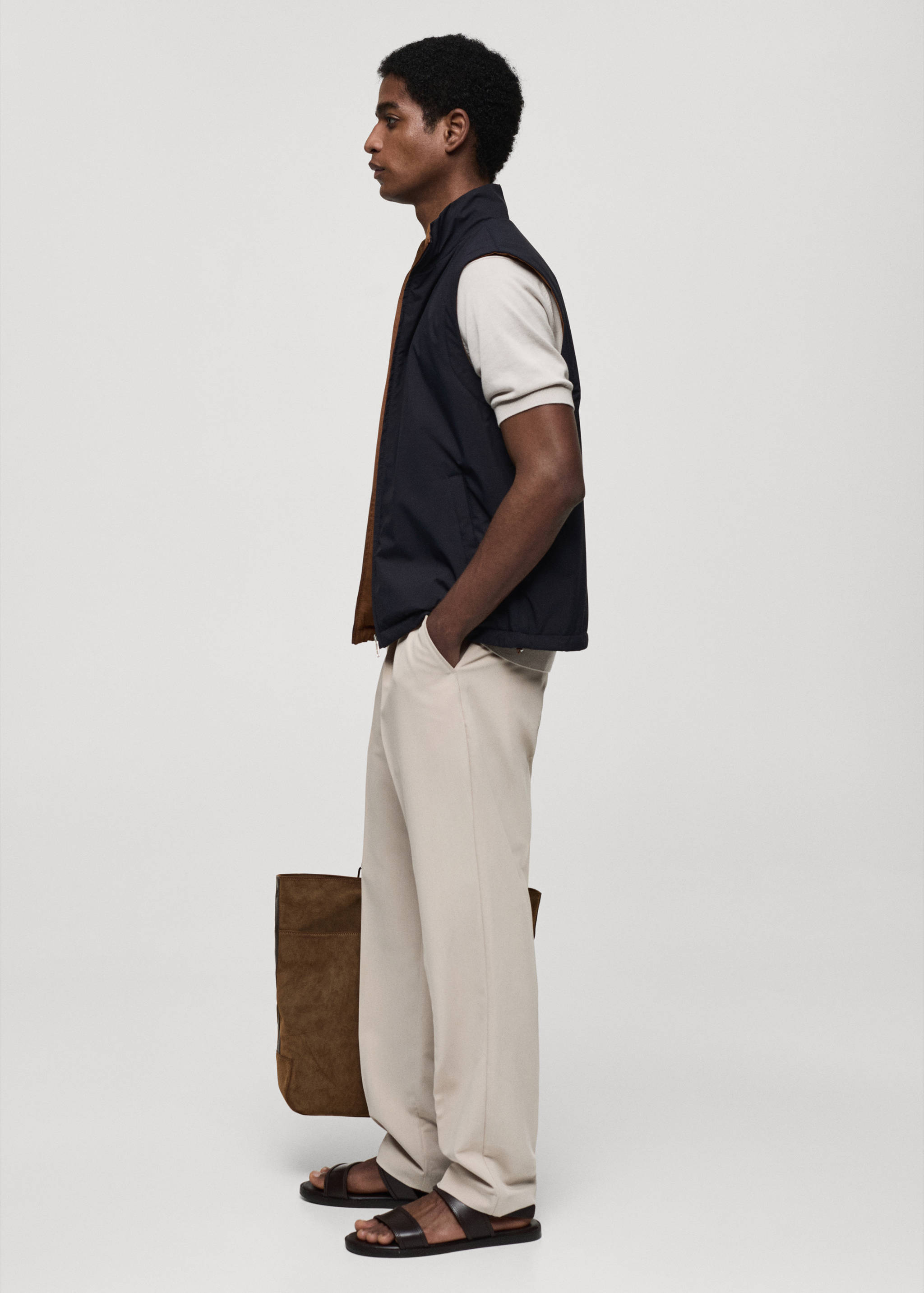 Reversible water-repellent gilet - Details of the article 2