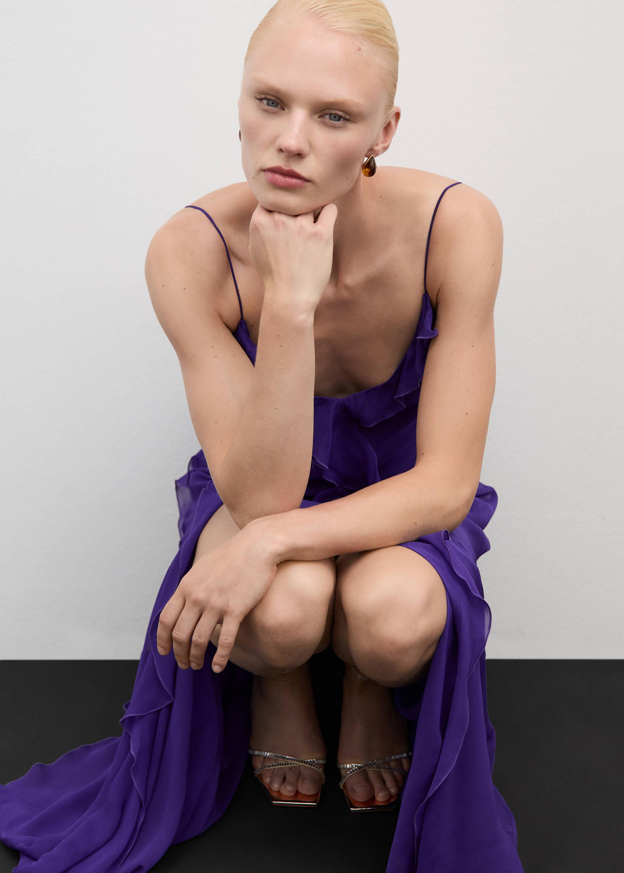 Ruffled chiffon dress - Details of the article 2