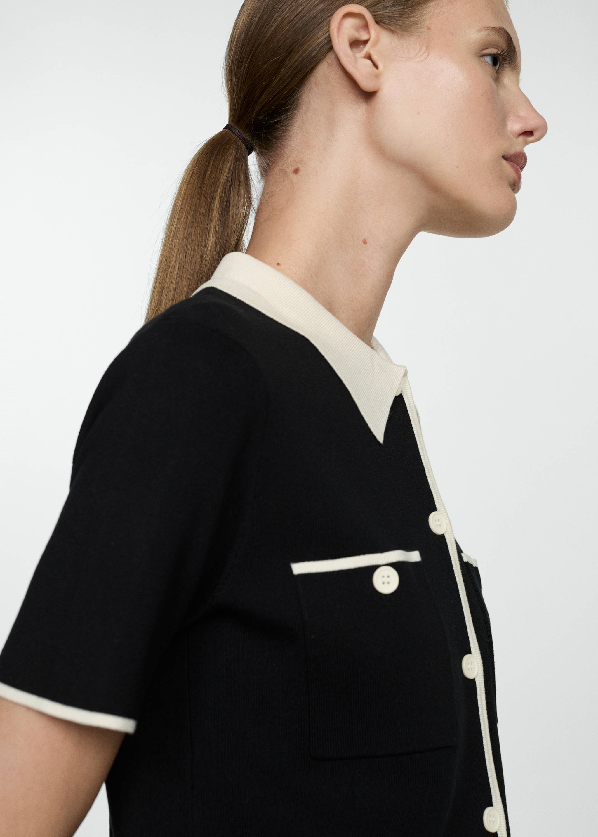 Short-sleeved cardigan with contrasting trims - Details of the article 1