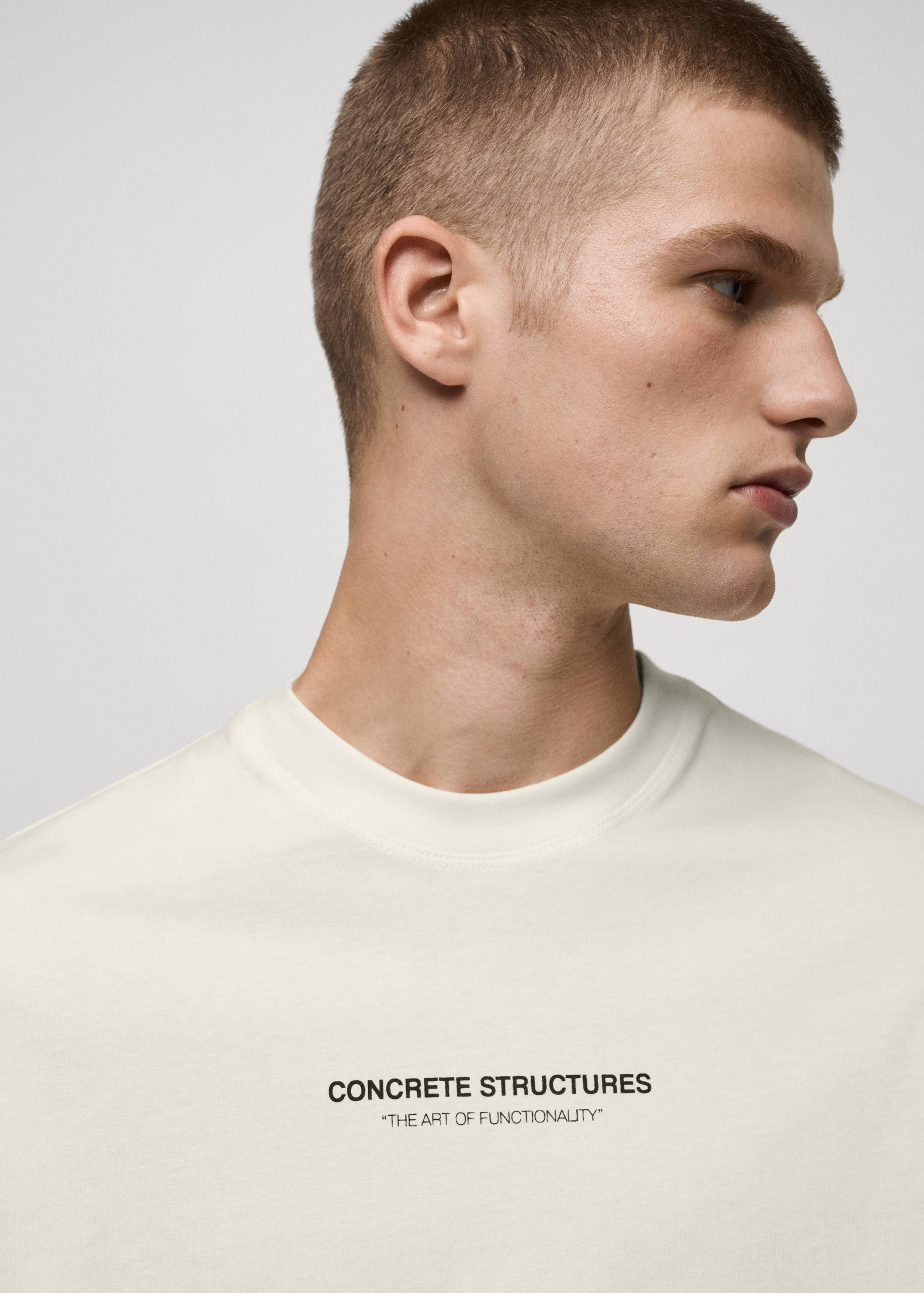 100% cotton t-shirt with printed drawing - Details of the article 1