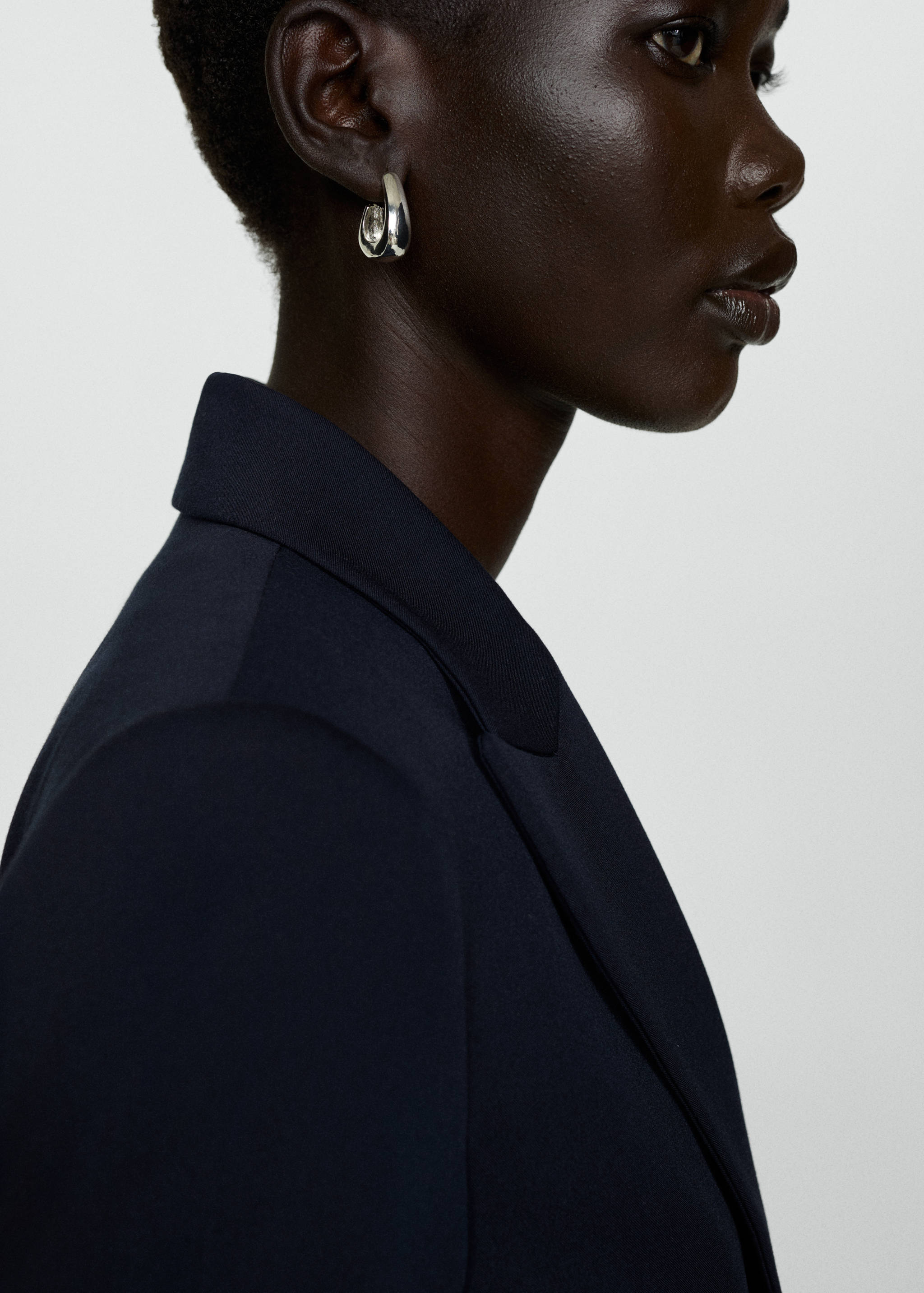 Fitted suit blazer - Details of the article 1