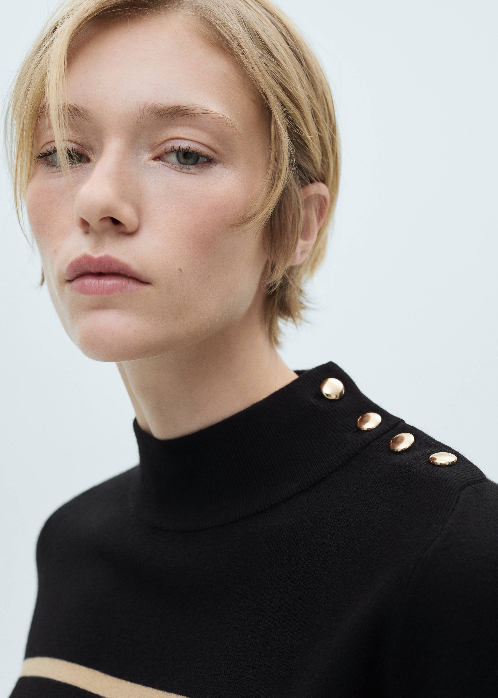 Sweater with shoulder buttons - Details of the article 1