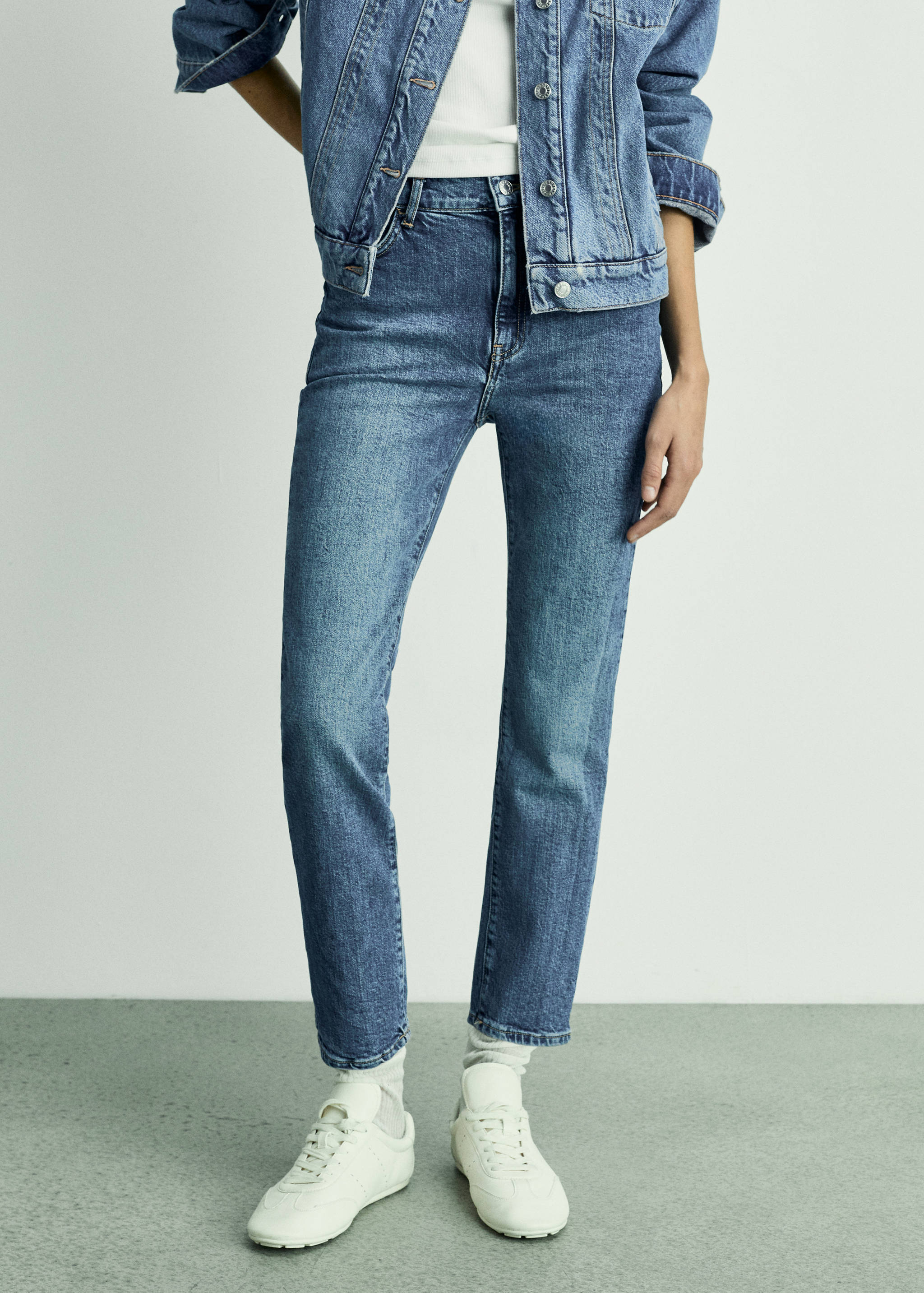 Claudia slim-fit cropped jeans - Medium plane