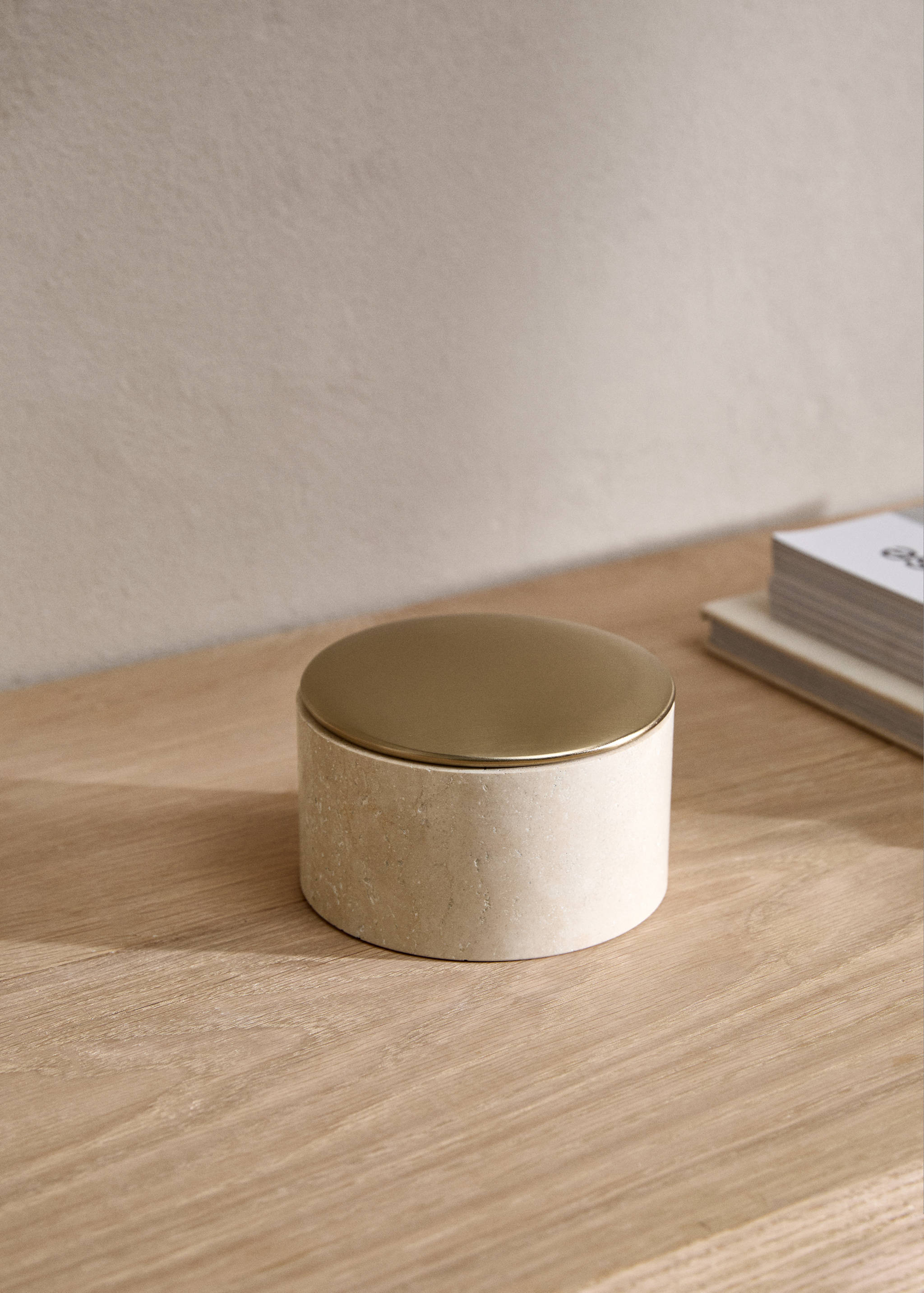 Marble decorative box - Details of the article 7