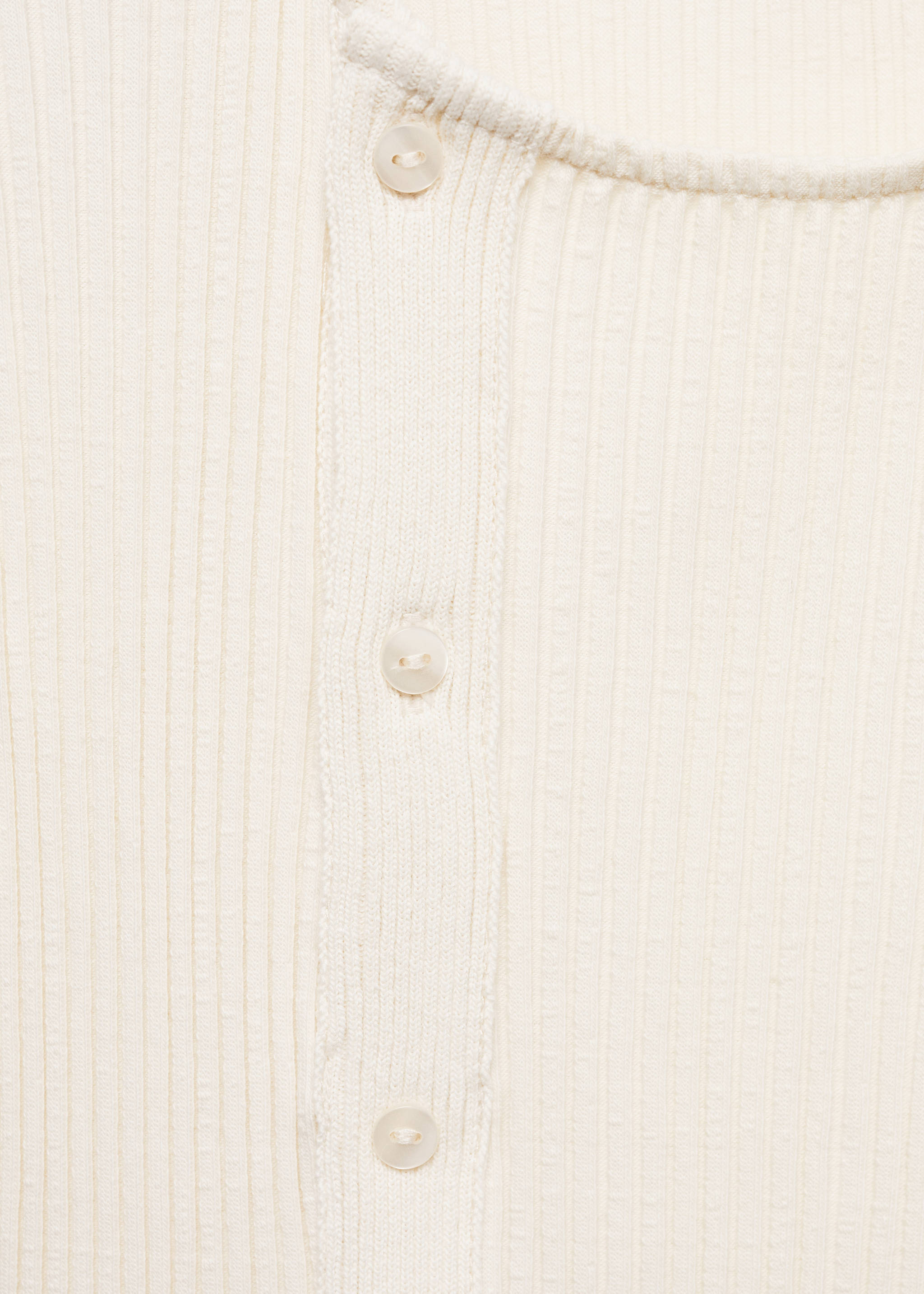 Knitted top with side buttons - Details of the article 8