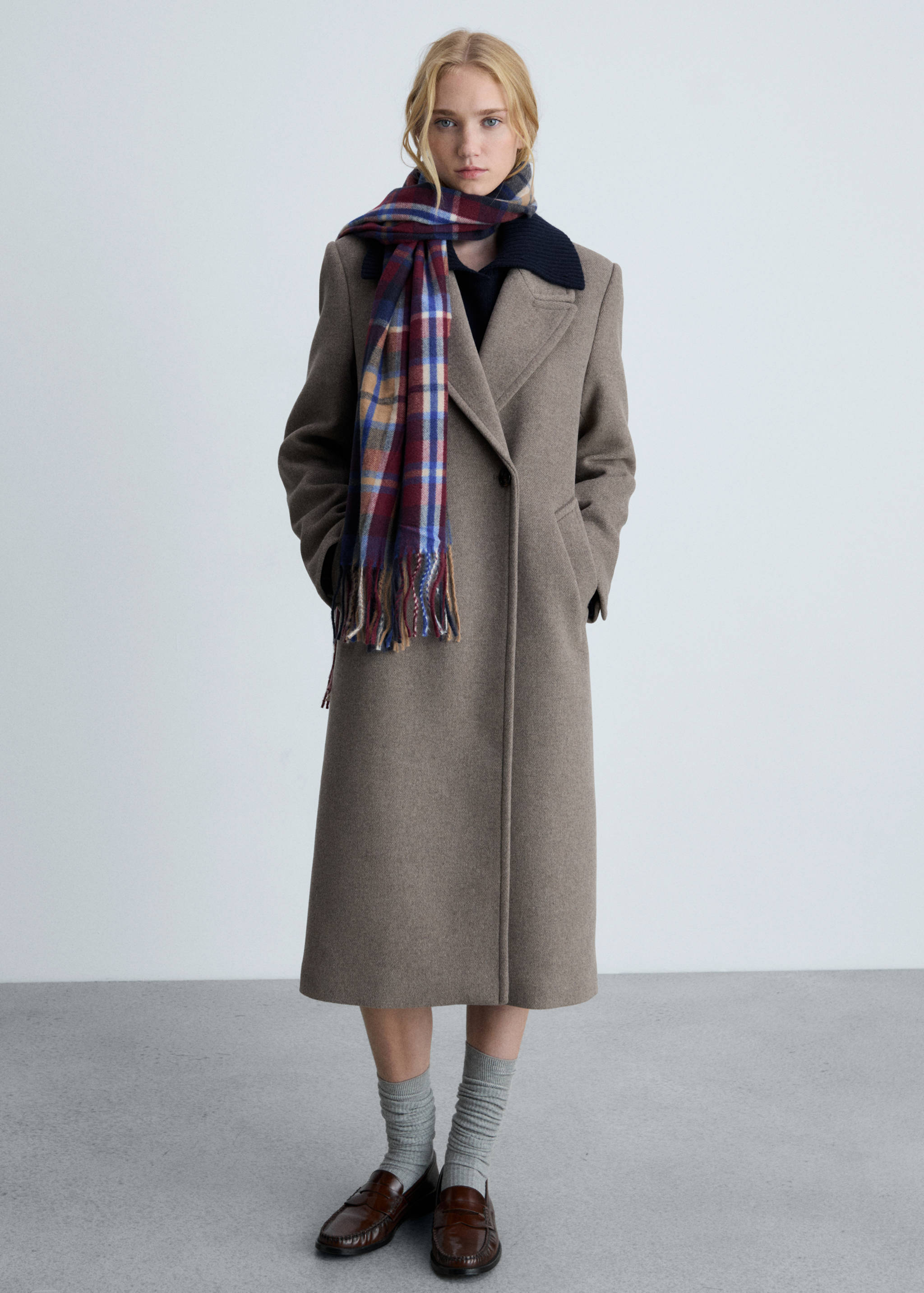 Bufanda cuadros terminaciones flecos - Plano general