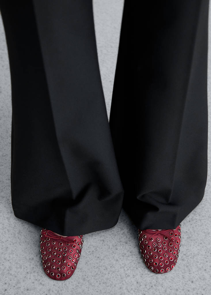 Studded mesh ballerina shoes — Burgundy