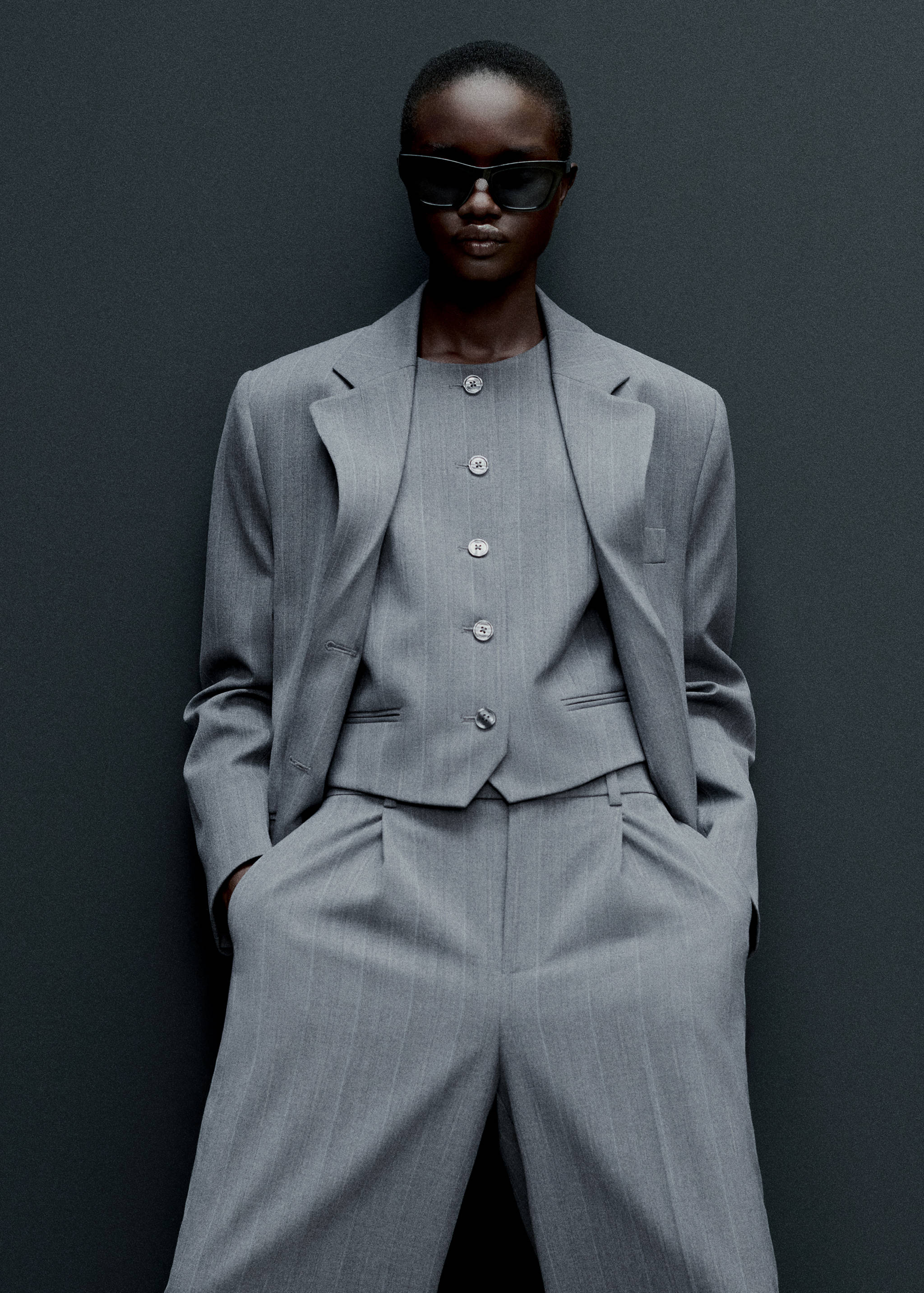 Pinstripe suit blazer - Details of the article 7