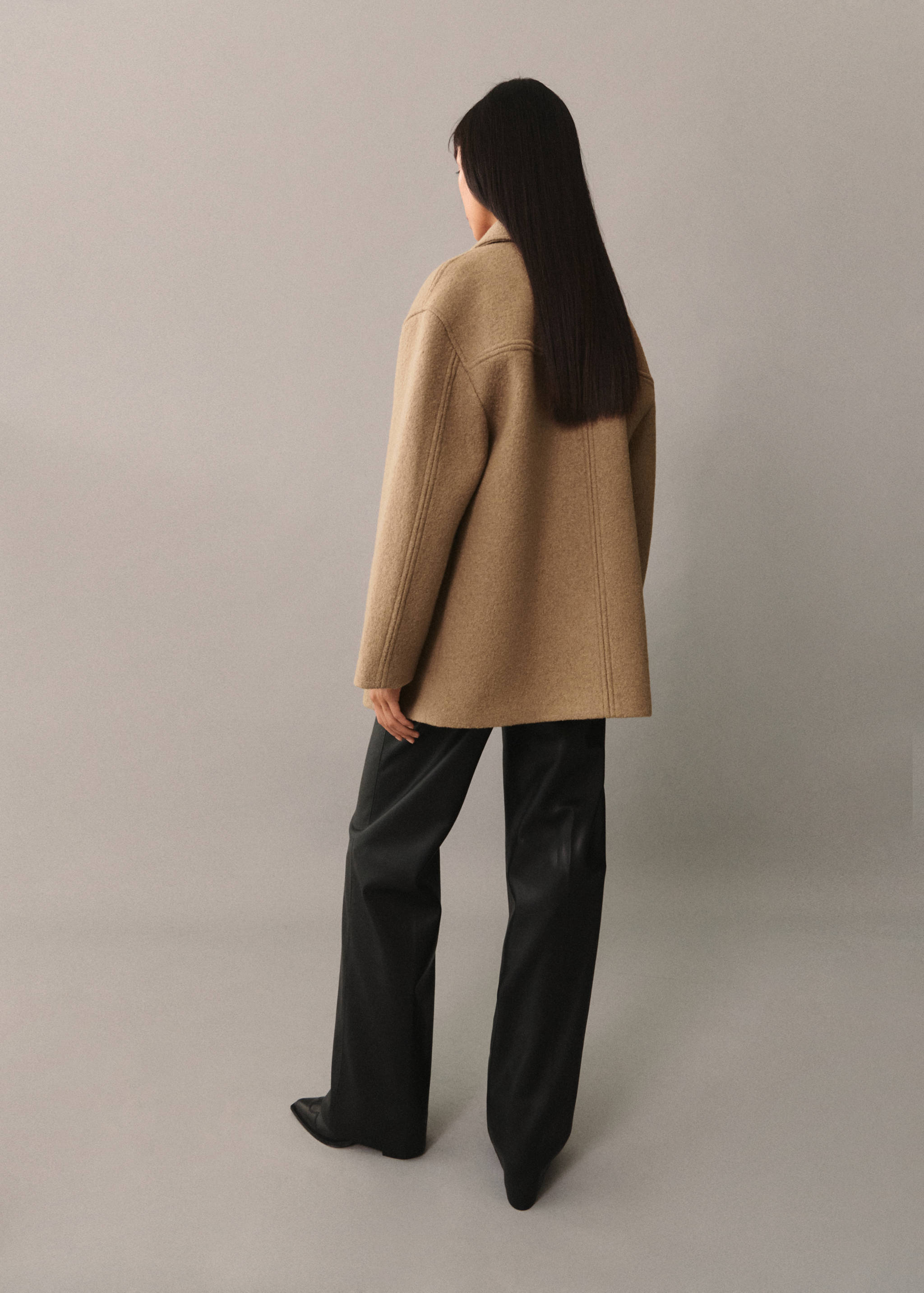 Oversize wool coat - Reverse of the article